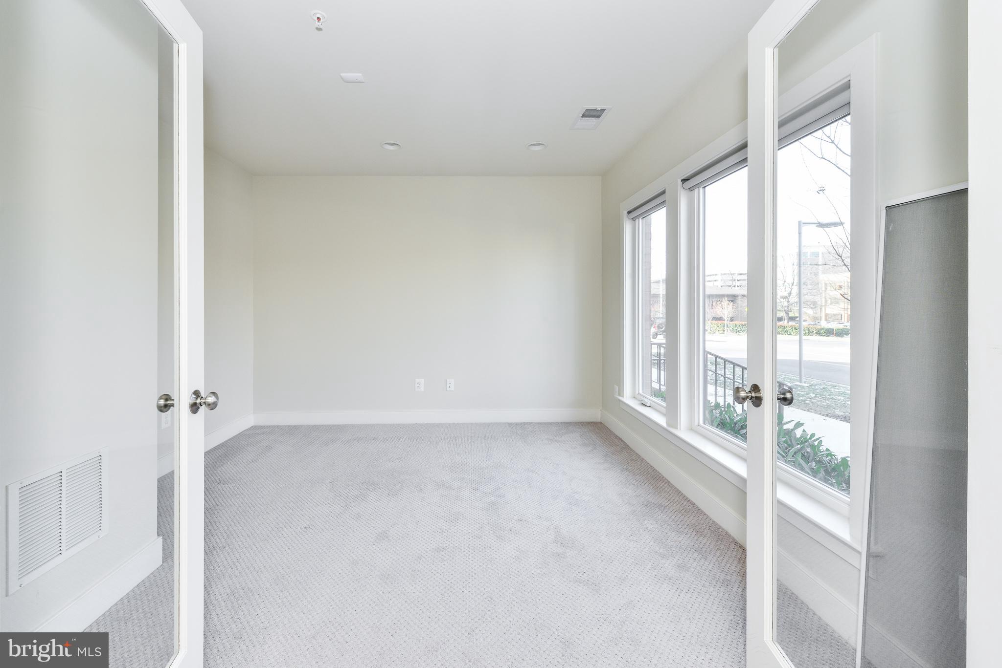 MOSAIC AT MERRIFIELD - Residential Lease