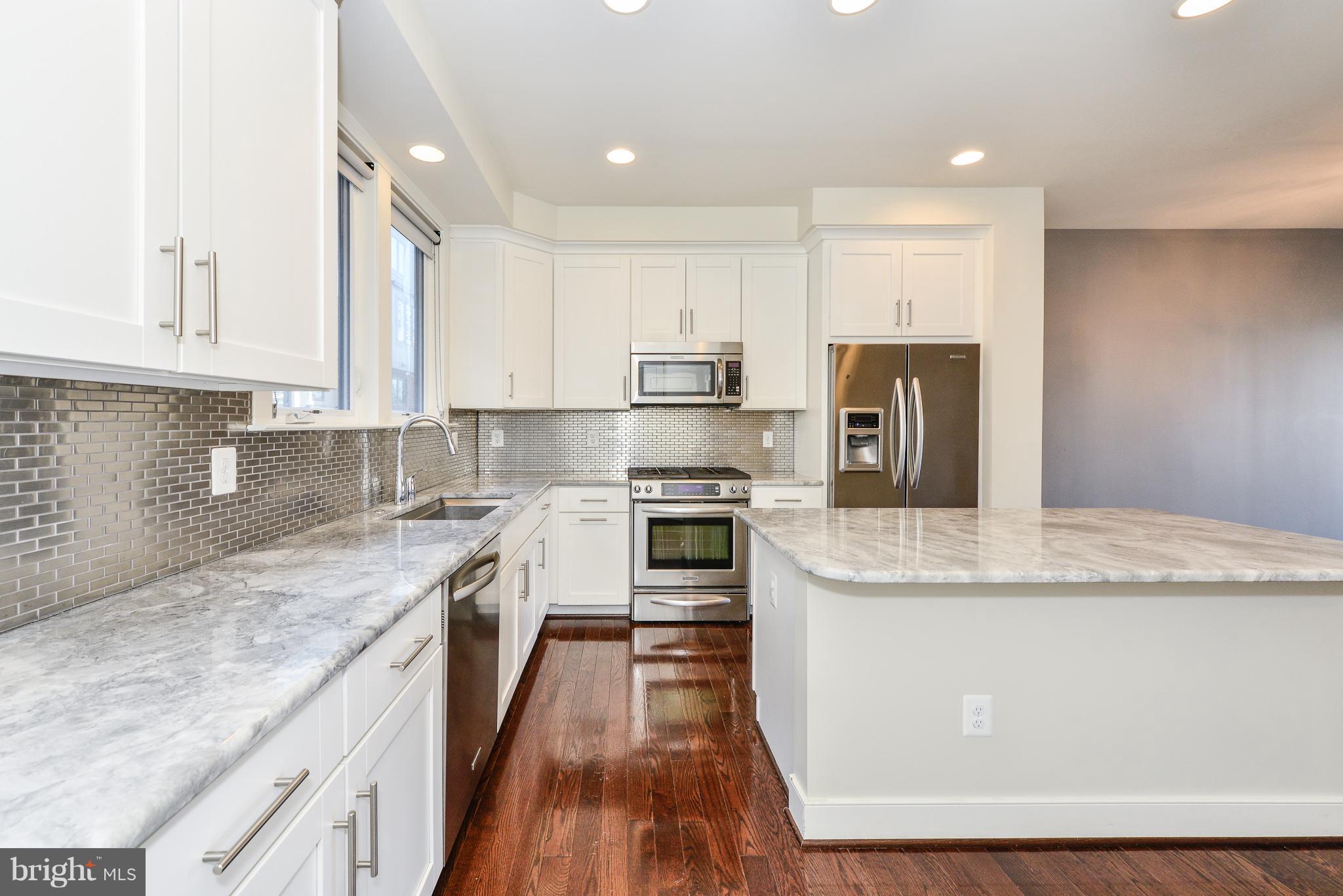 MOSAIC AT MERRIFIELD - Residential Lease