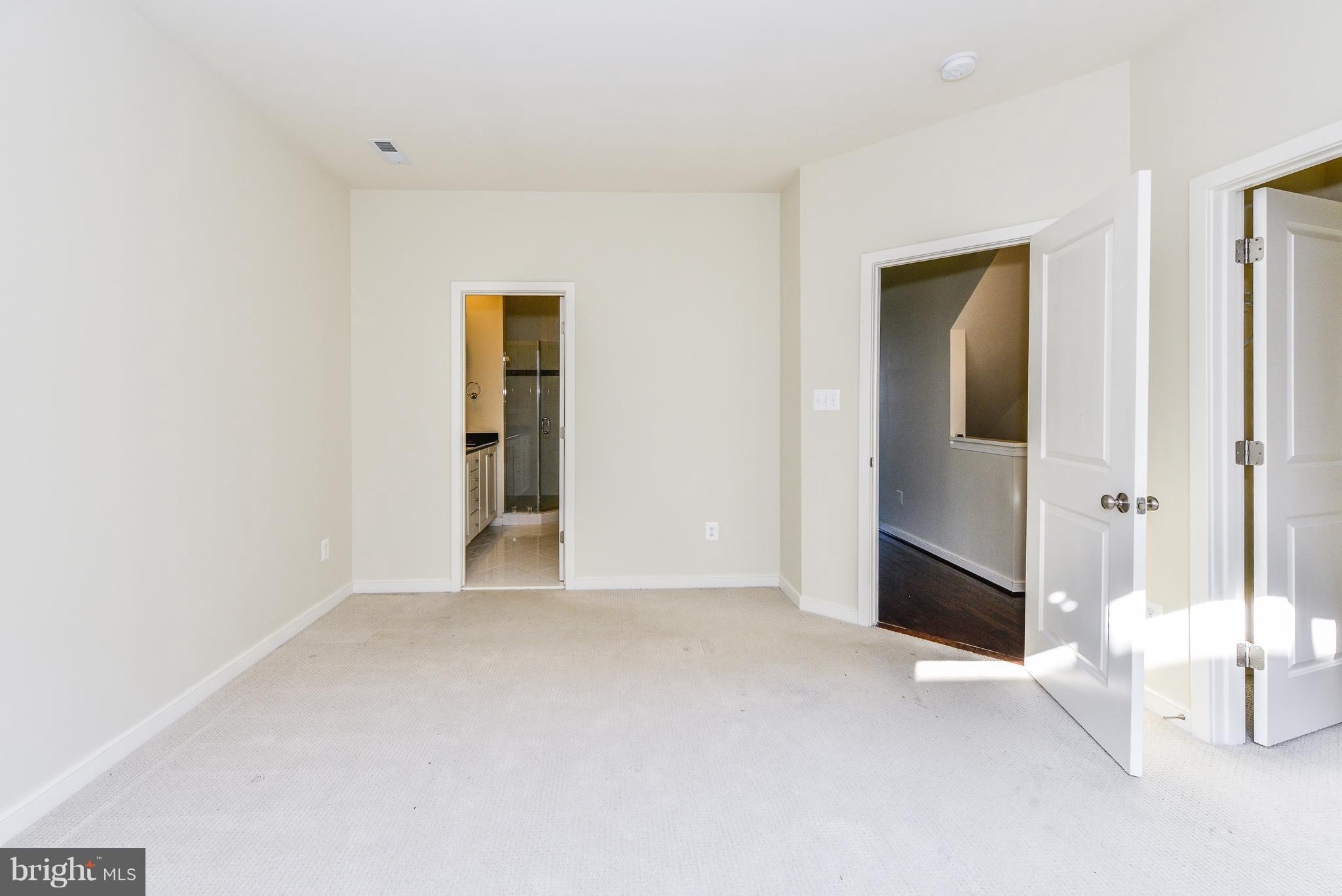 MOSAIC AT MERRIFIELD - Residential Lease