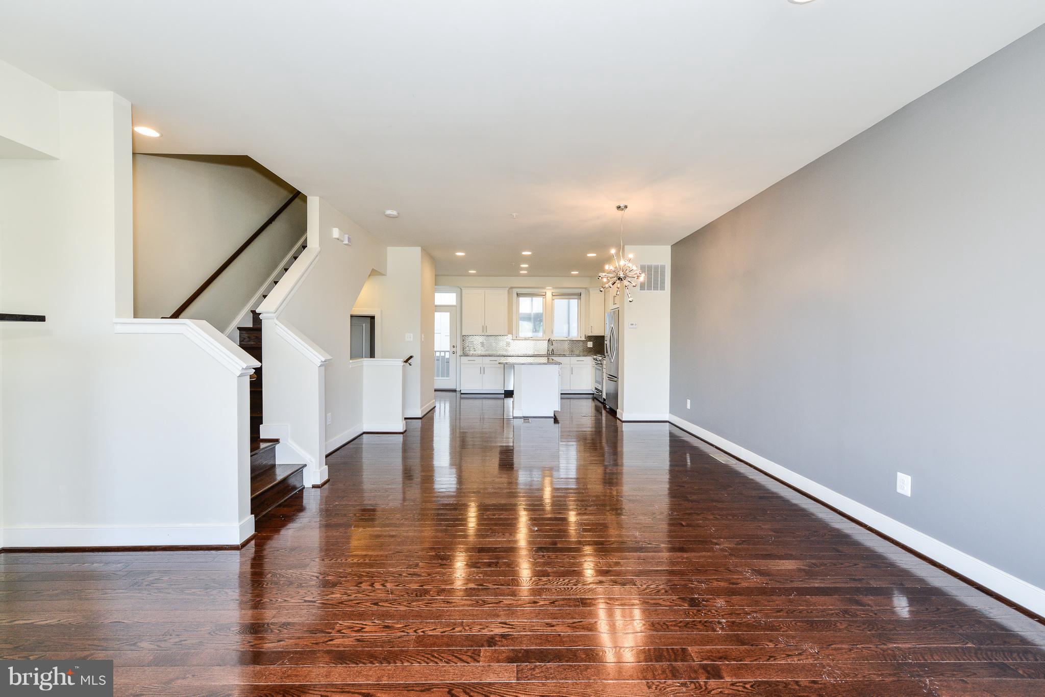 MOSAIC AT MERRIFIELD - Residential Lease