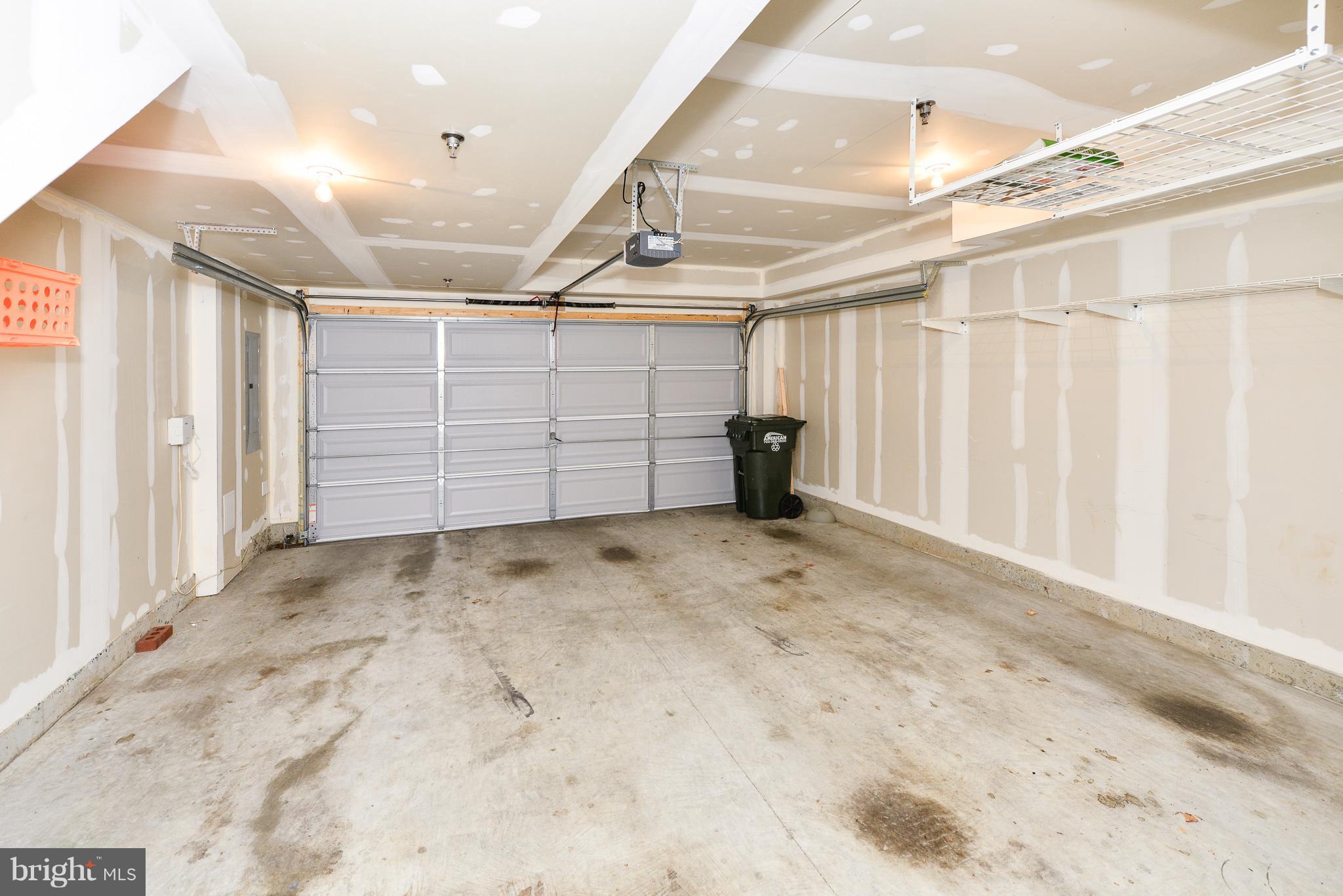 MOSAIC AT MERRIFIELD - Residential Lease