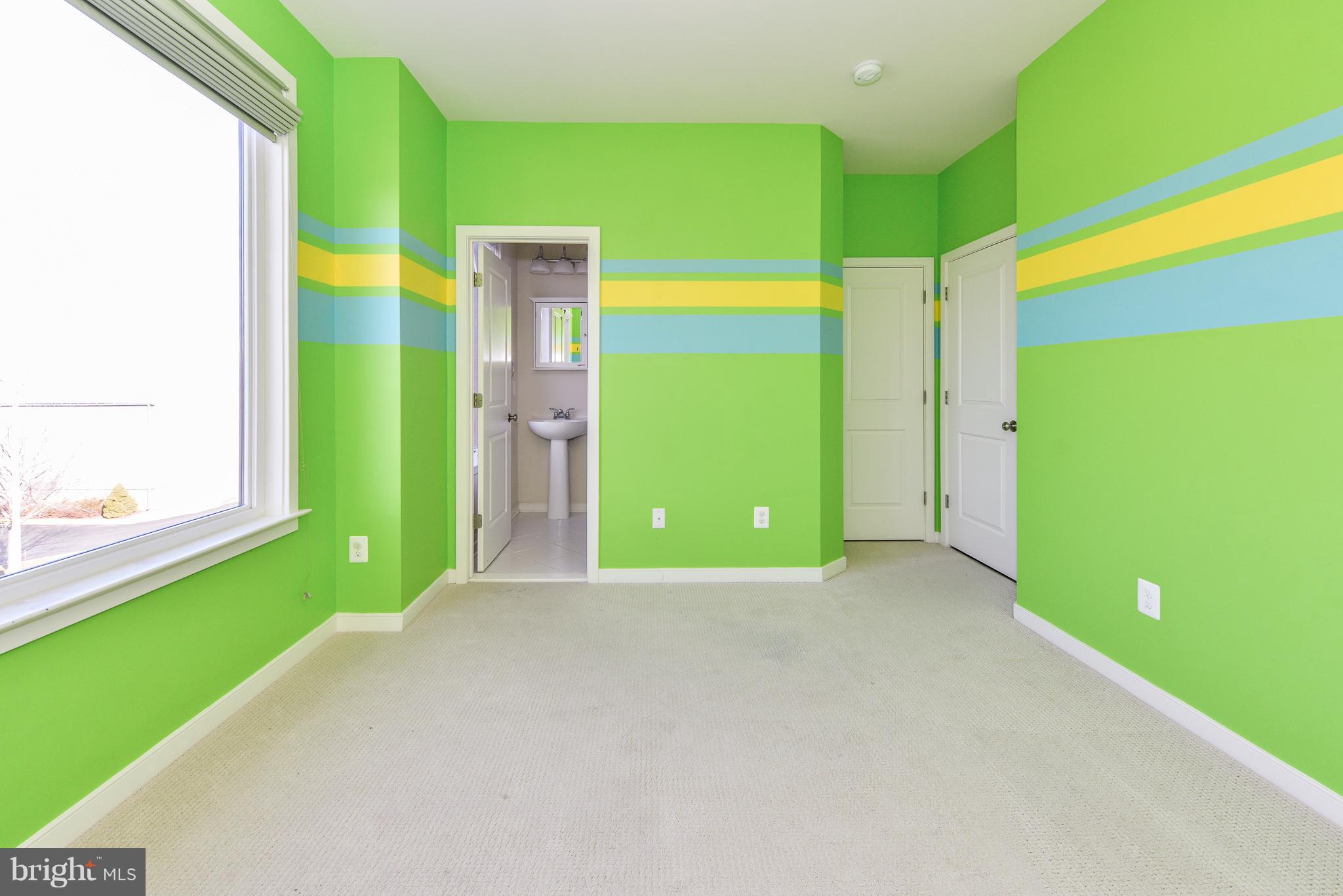 MOSAIC AT MERRIFIELD - Residential Lease