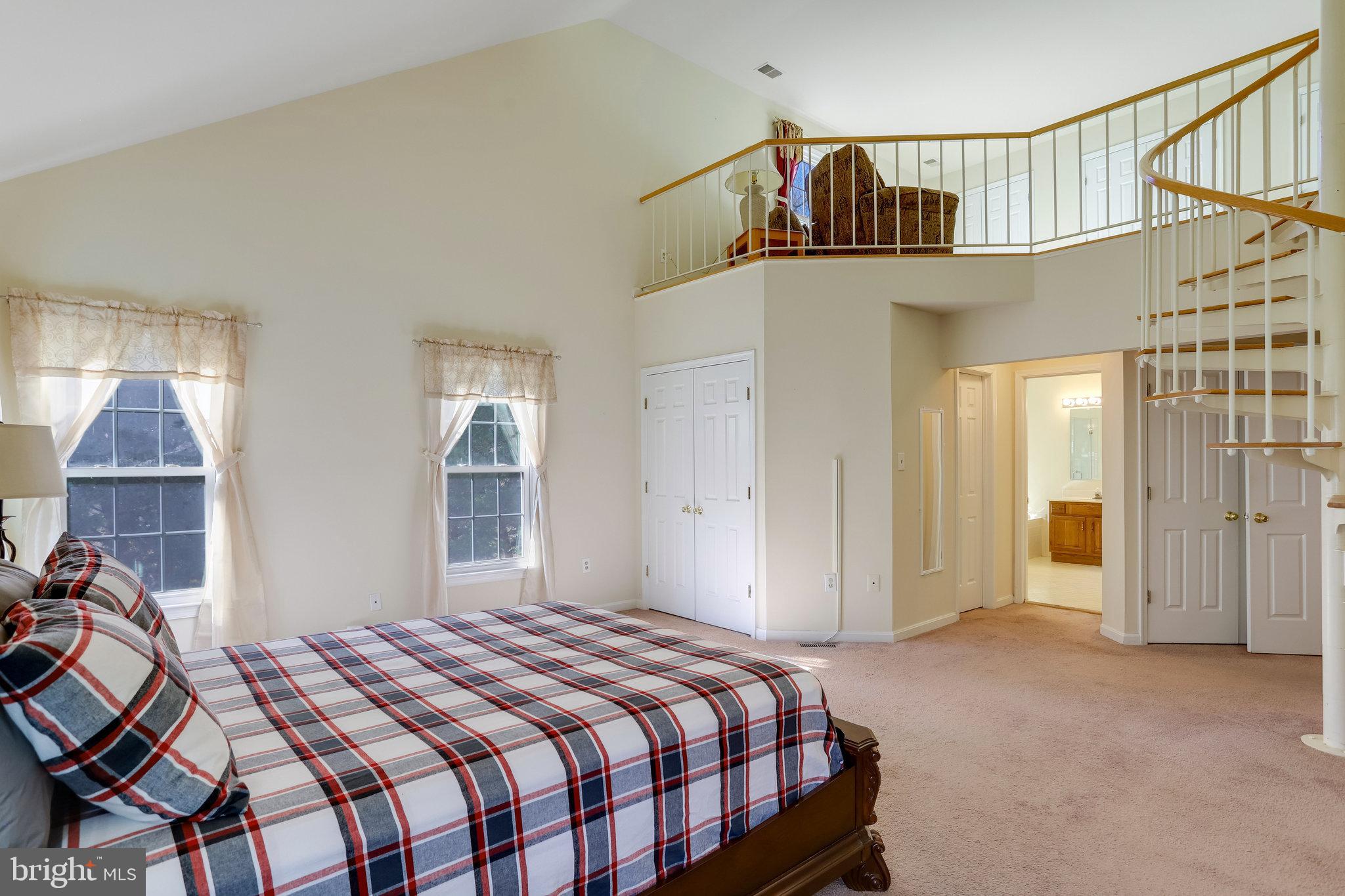 1400 FOGGY GLEN COURT