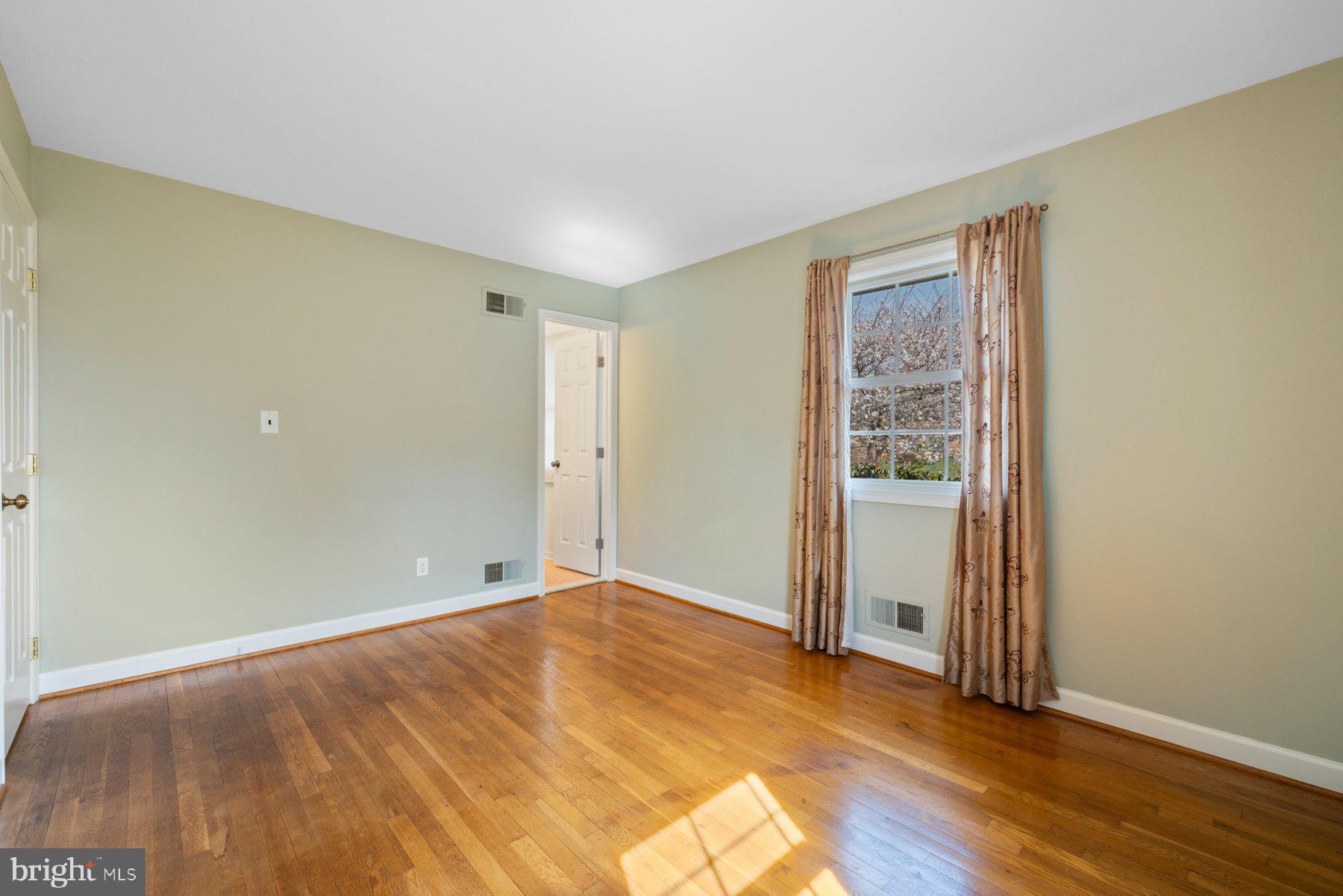 GERMANTOWN ESTATES - Residential