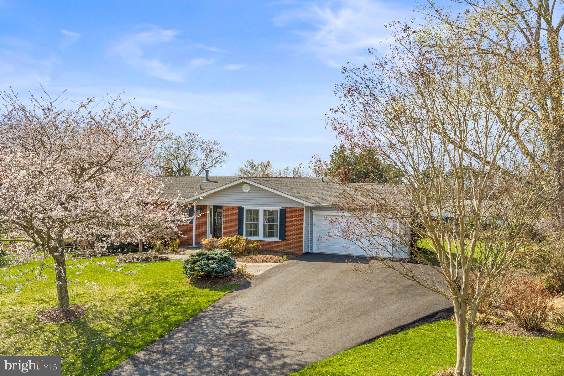 GERMANTOWN ESTATES - Residential