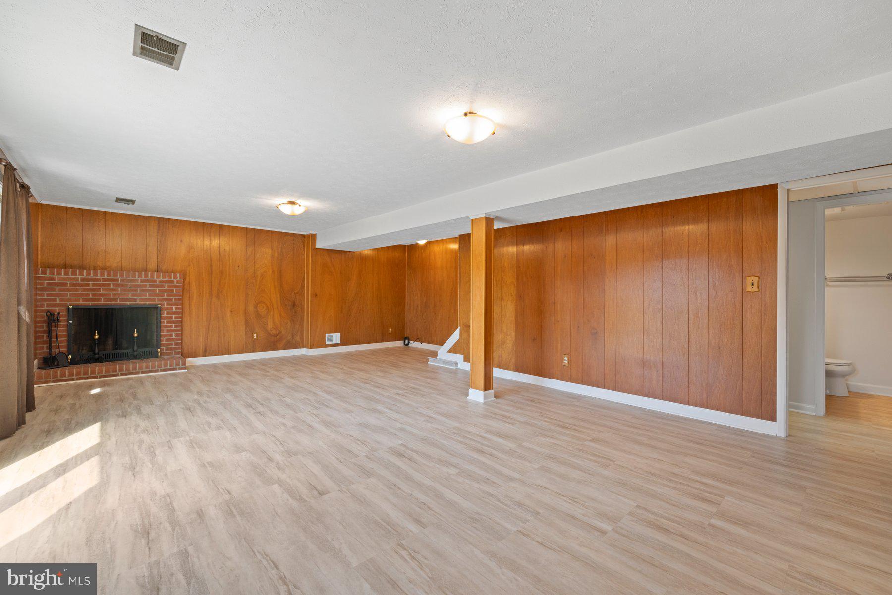 GERMANTOWN ESTATES - Residential