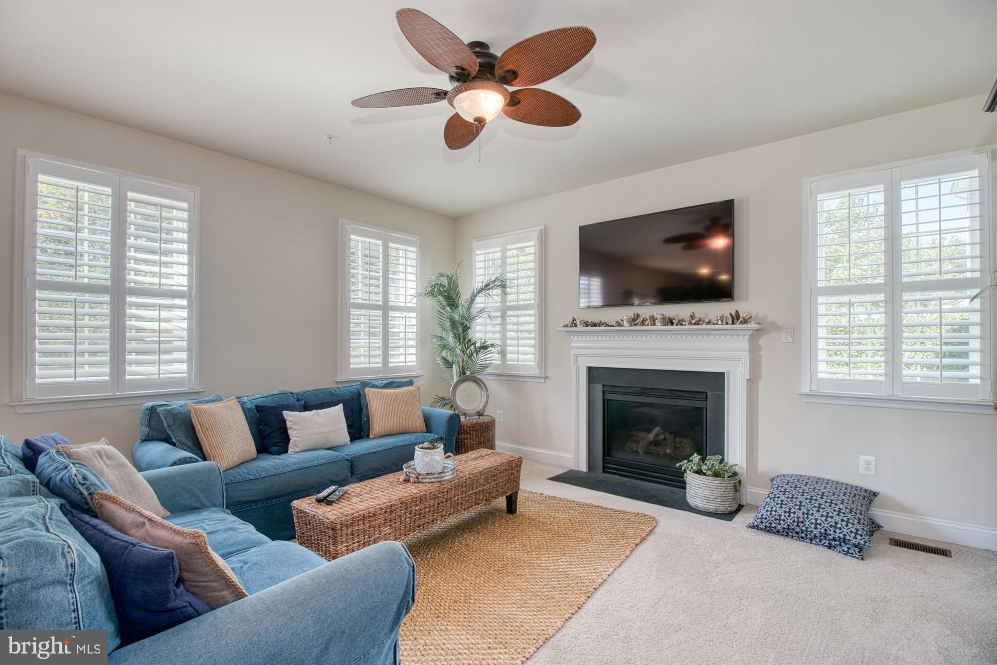 HIGHLAND MEADOWS - Residential