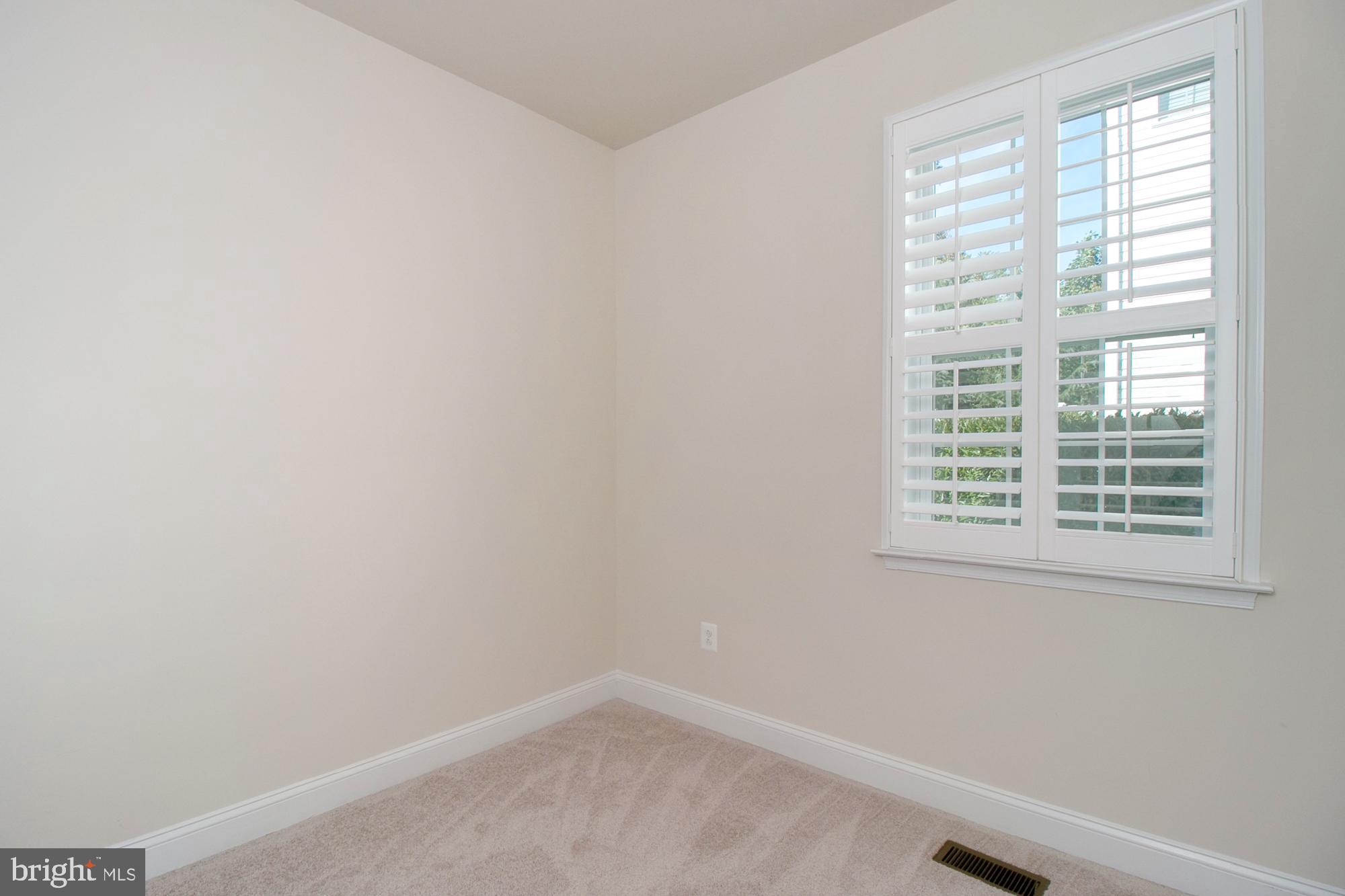 HIGHLAND MEADOWS - Residential