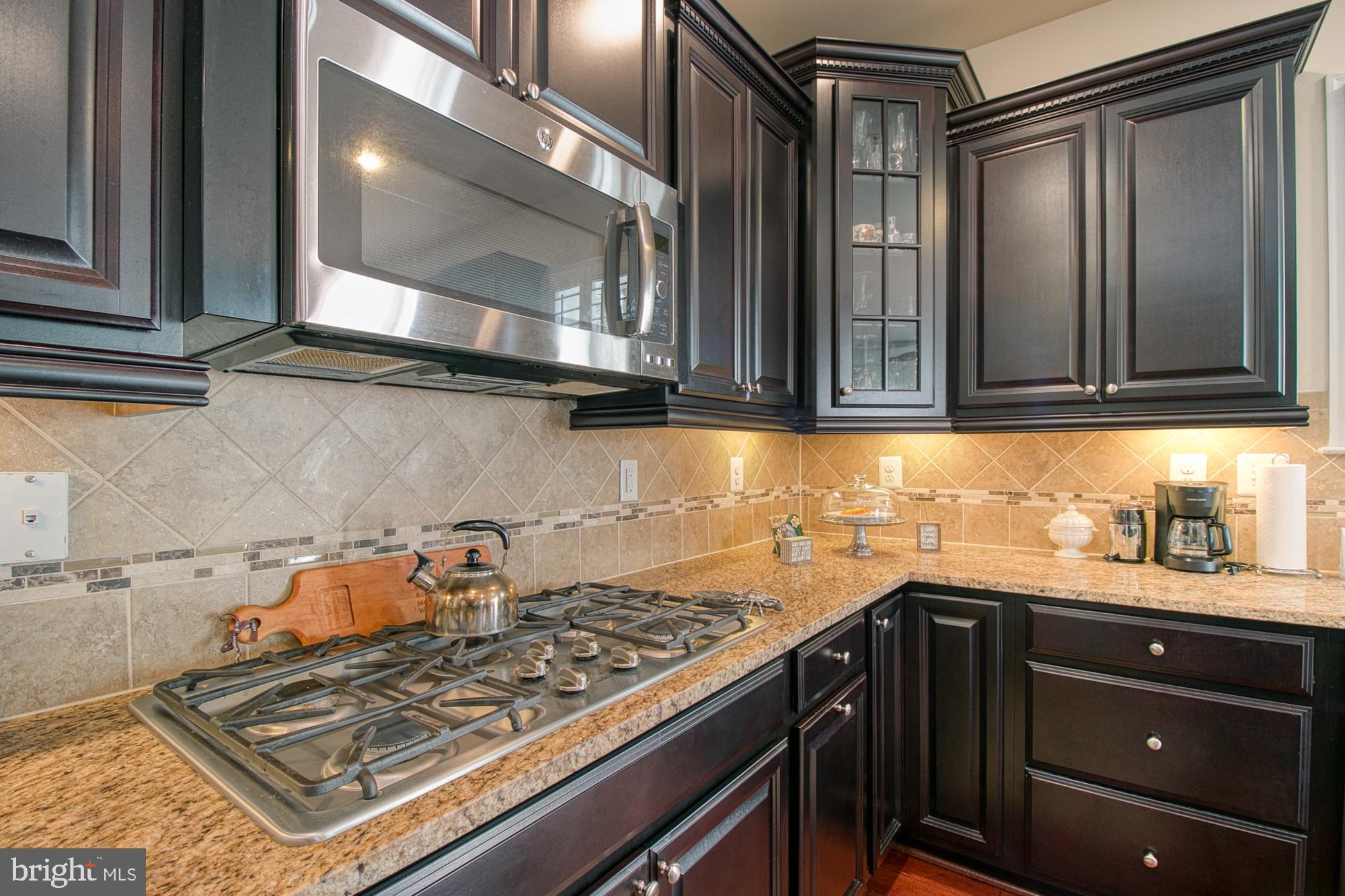 HIGHLAND MEADOWS - Residential