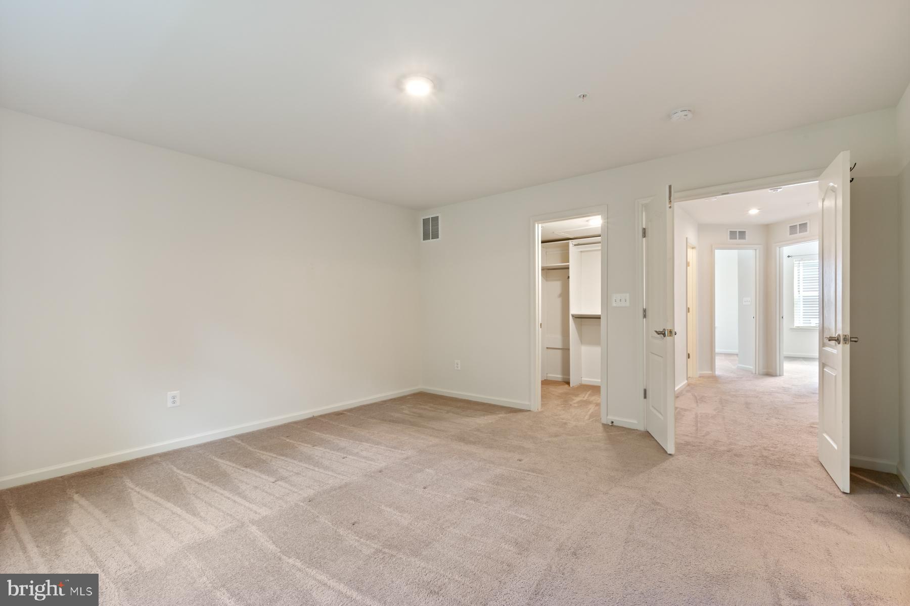 RIVERWALK AT CROFTON - Residential Lease