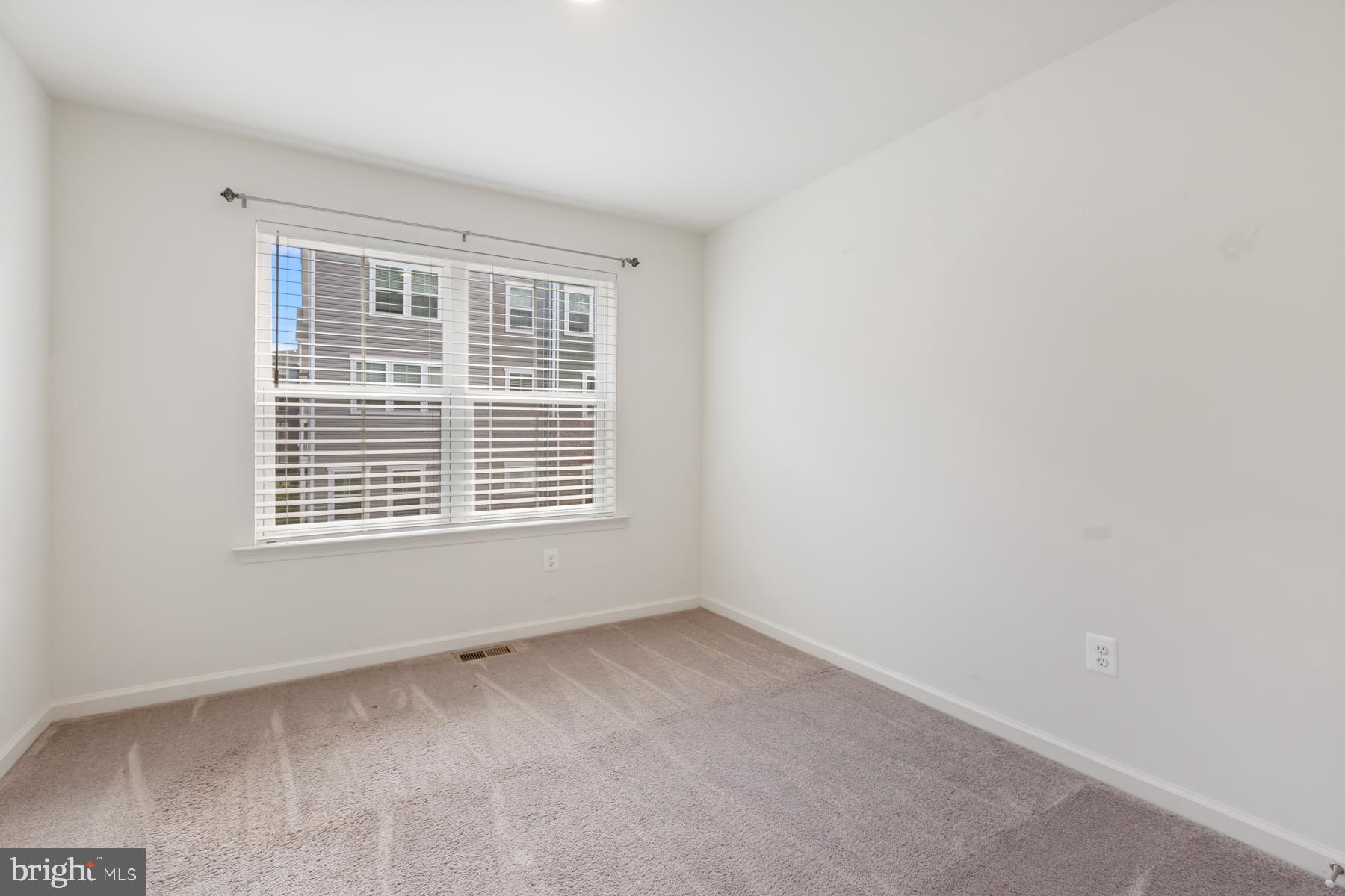 RIVERWALK AT CROFTON - Residential Lease