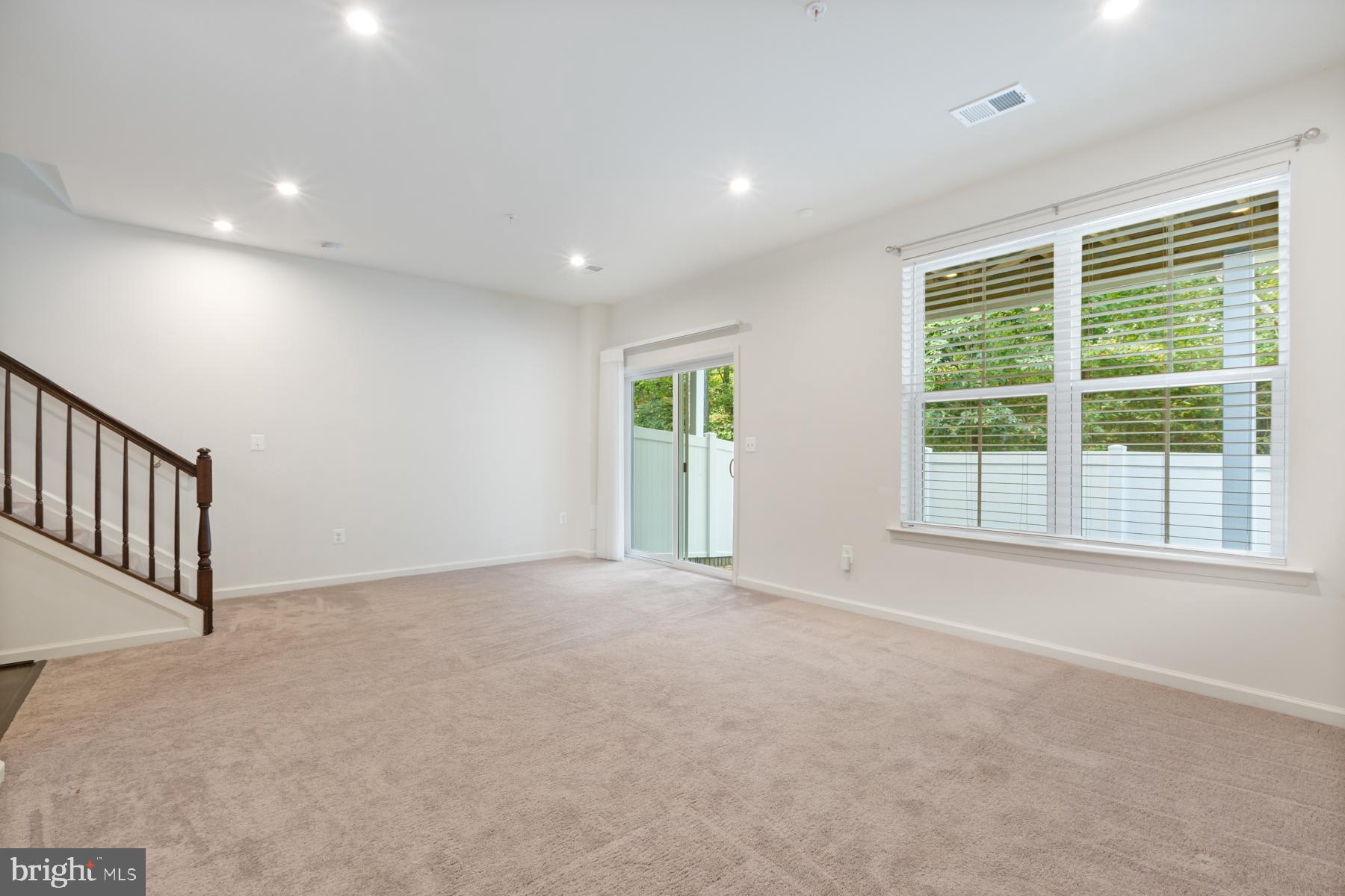 RIVERWALK AT CROFTON - Residential Lease