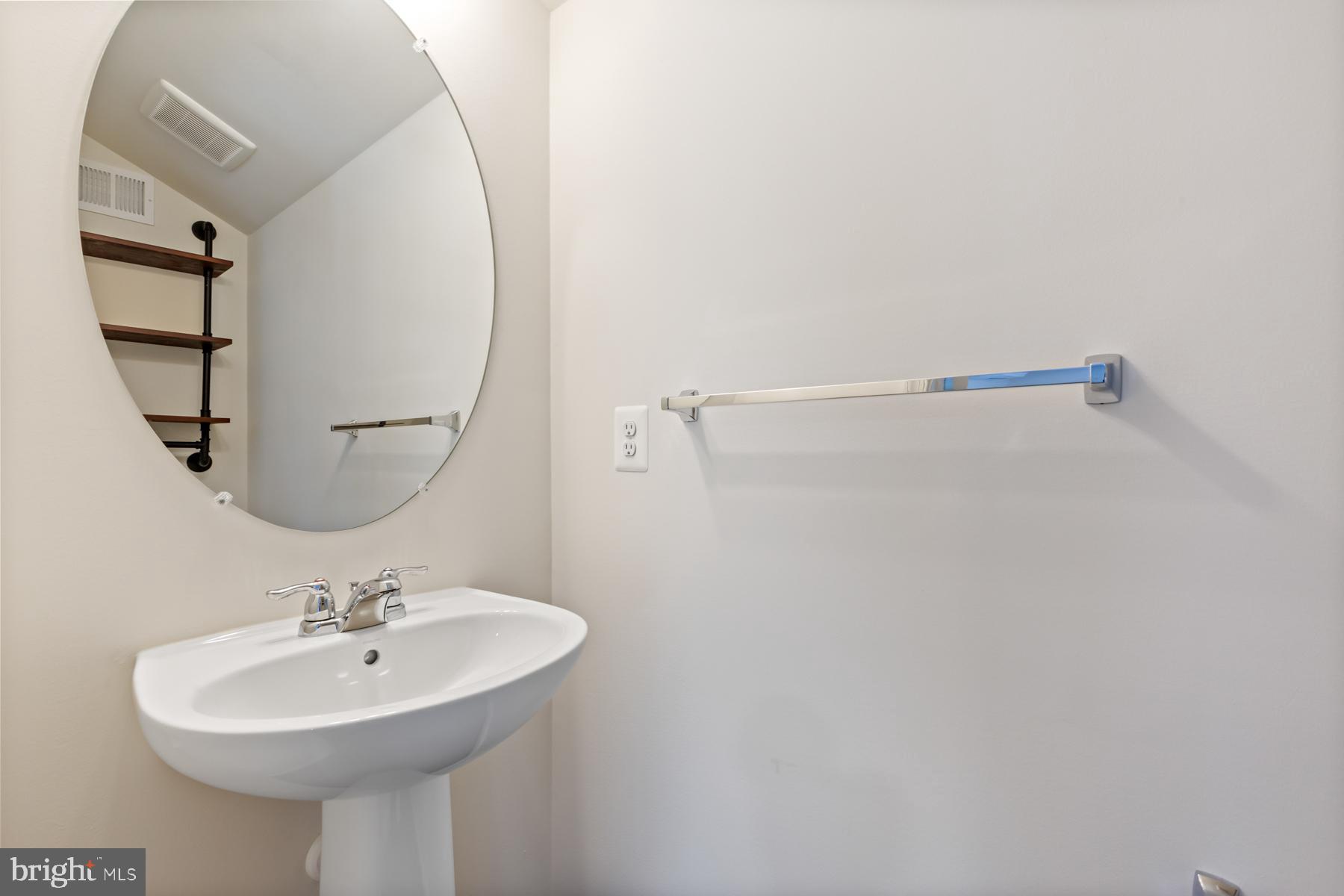 RIVERWALK AT CROFTON - Residential Lease