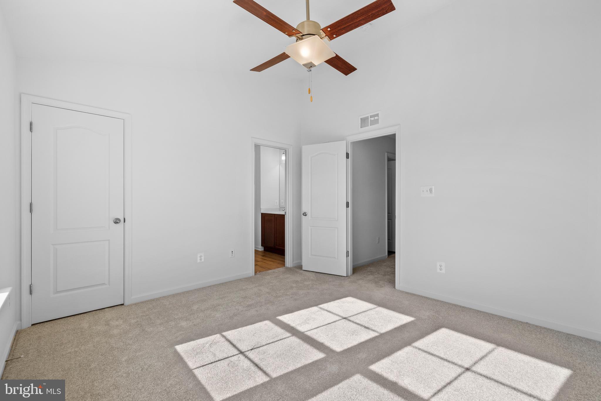 BURHANS VILLAGE - Residential Lease