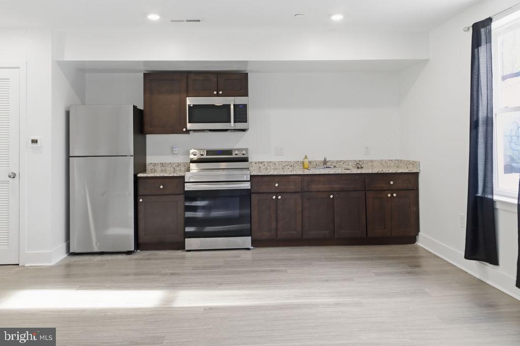 6036 MARKET STREET C1