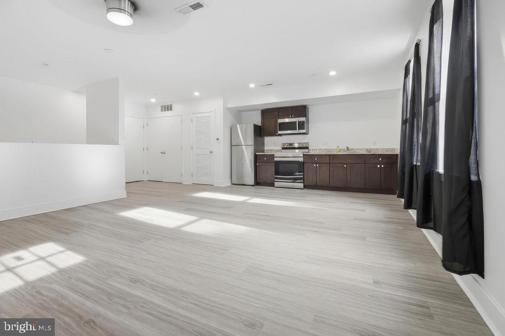 6036 MARKET STREET C1