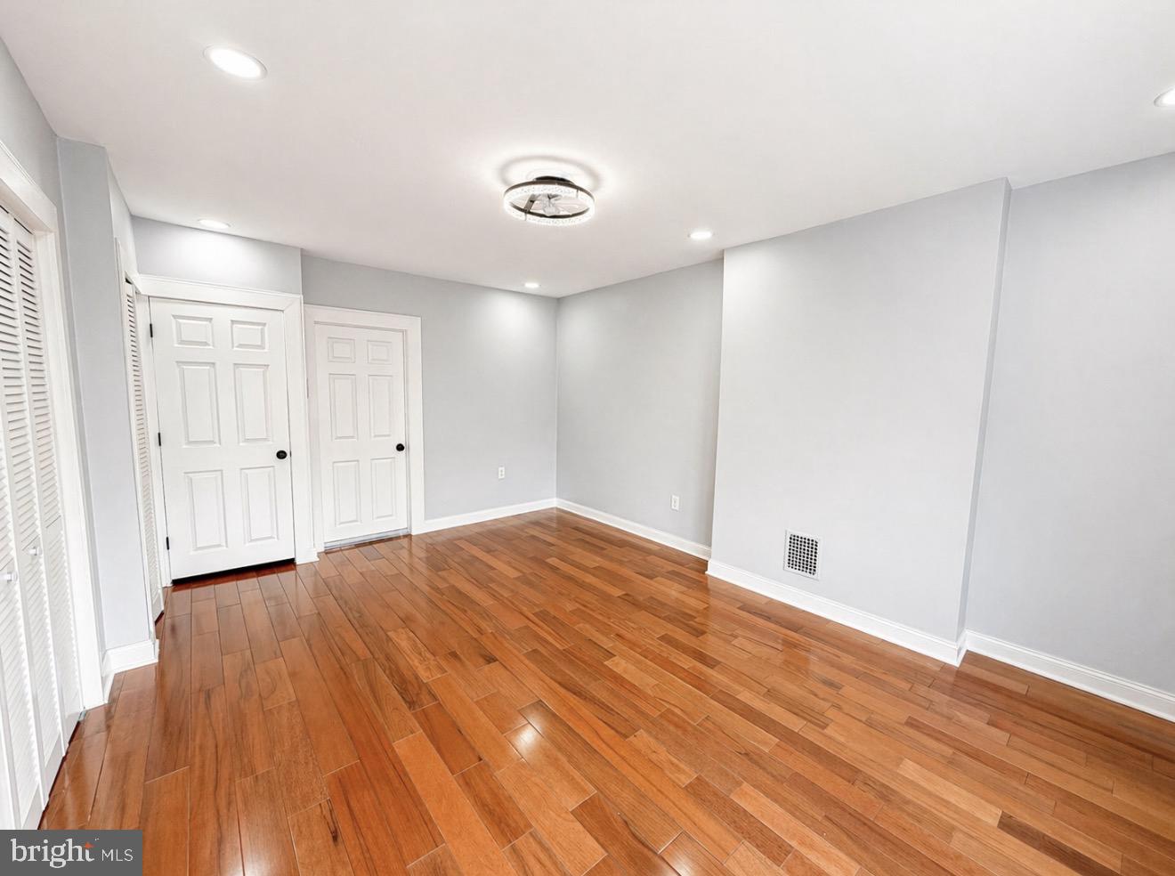 GERMANTOWN (WEST) - Residential