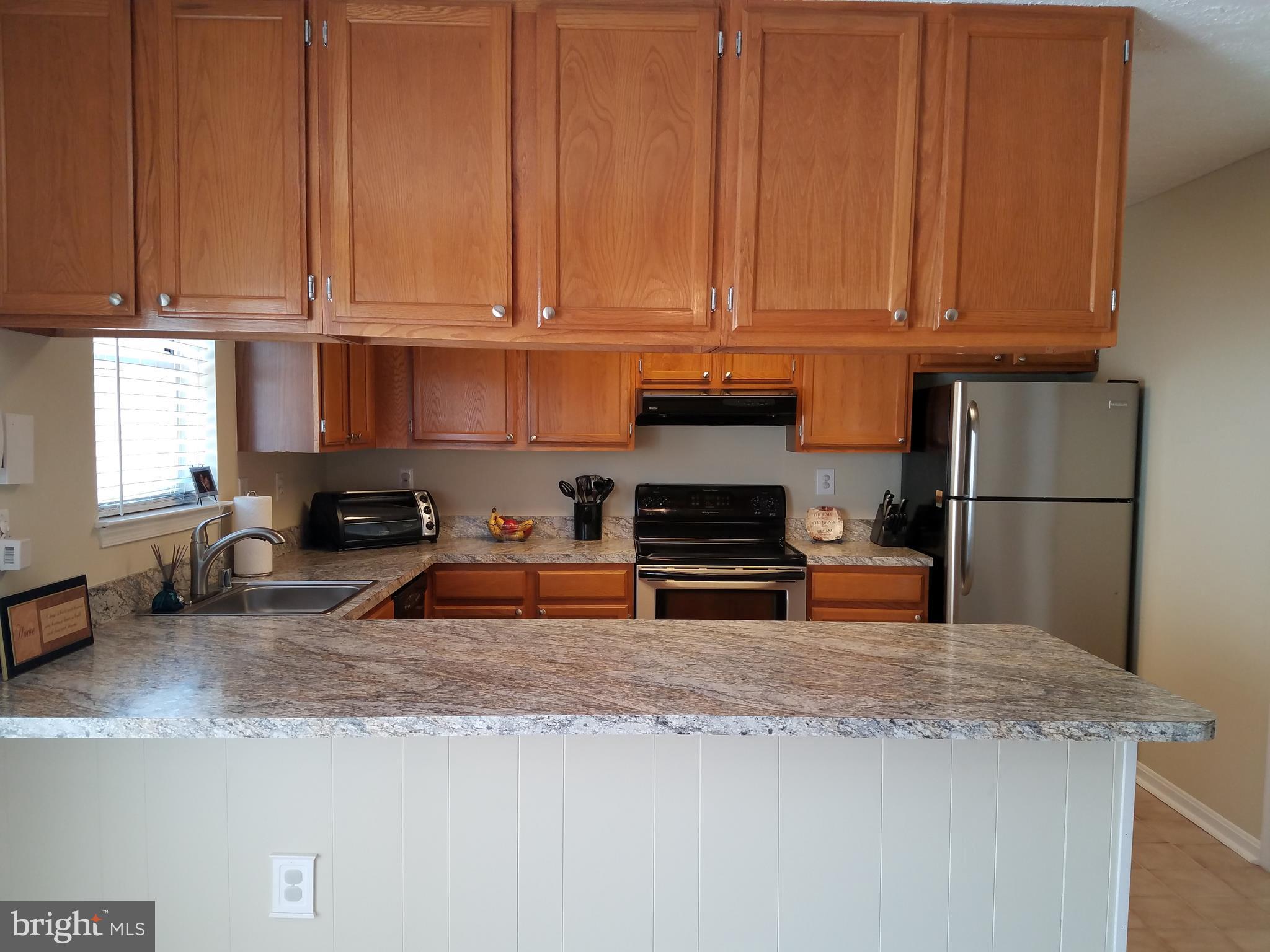 ST CHARLES SUB - HAMPSHIRE - Residential