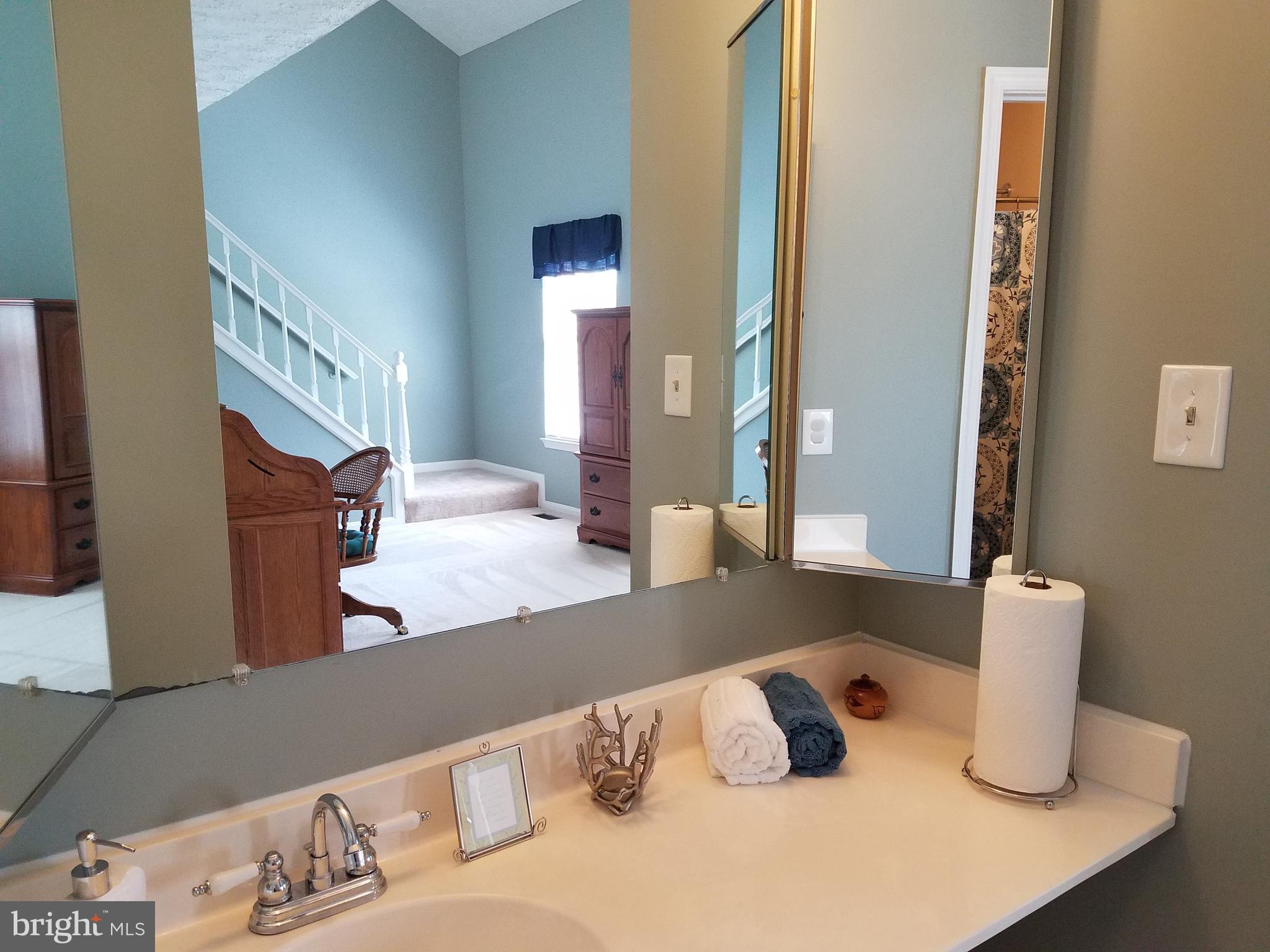 ST CHARLES SUB - HAMPSHIRE - Residential