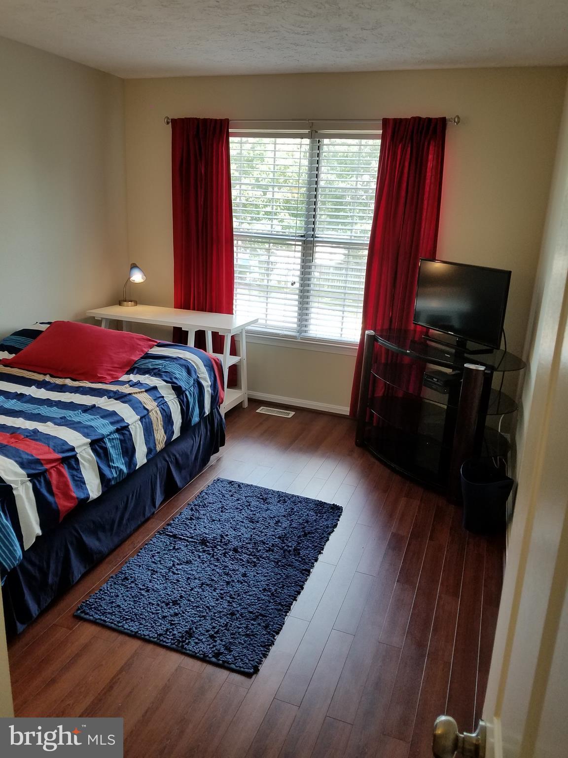 ST CHARLES SUB - HAMPSHIRE - Residential