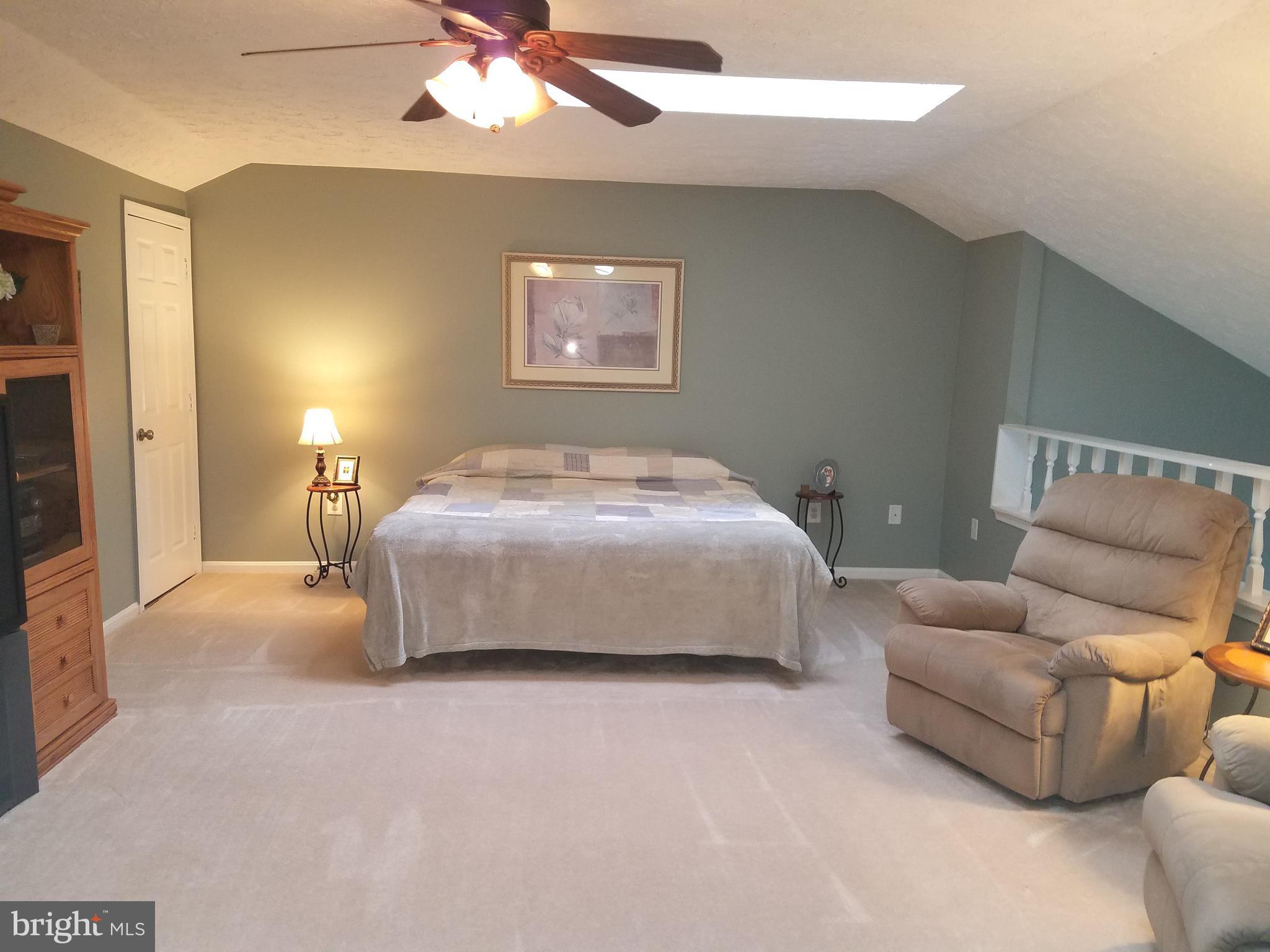 ST CHARLES SUB - HAMPSHIRE - Residential