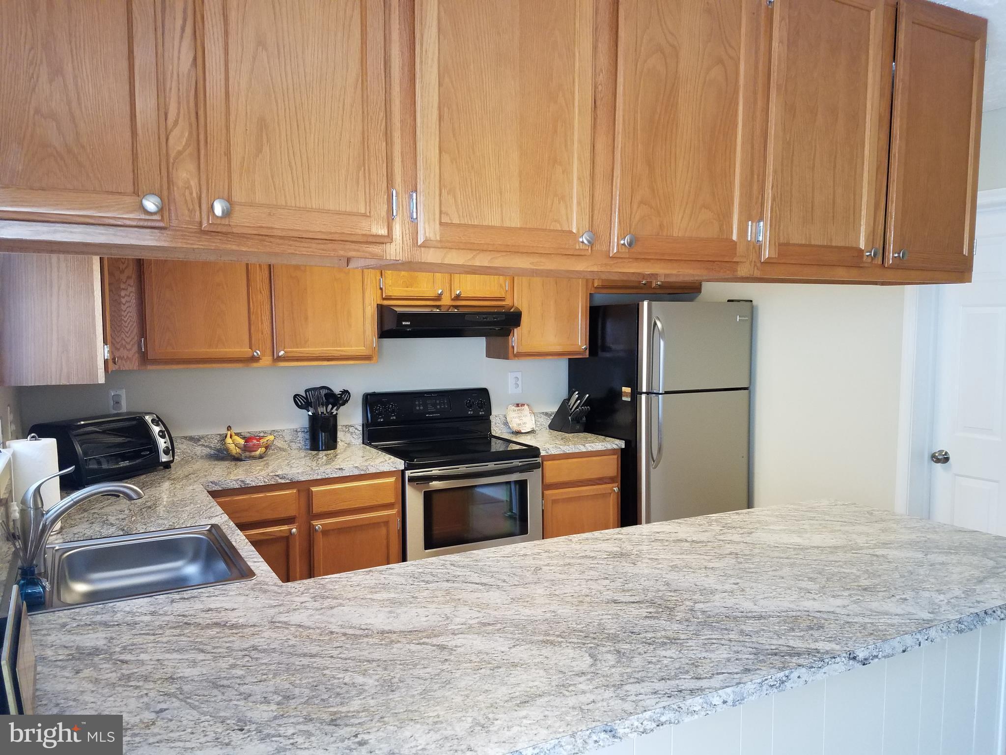 ST CHARLES SUB - HAMPSHIRE - Residential