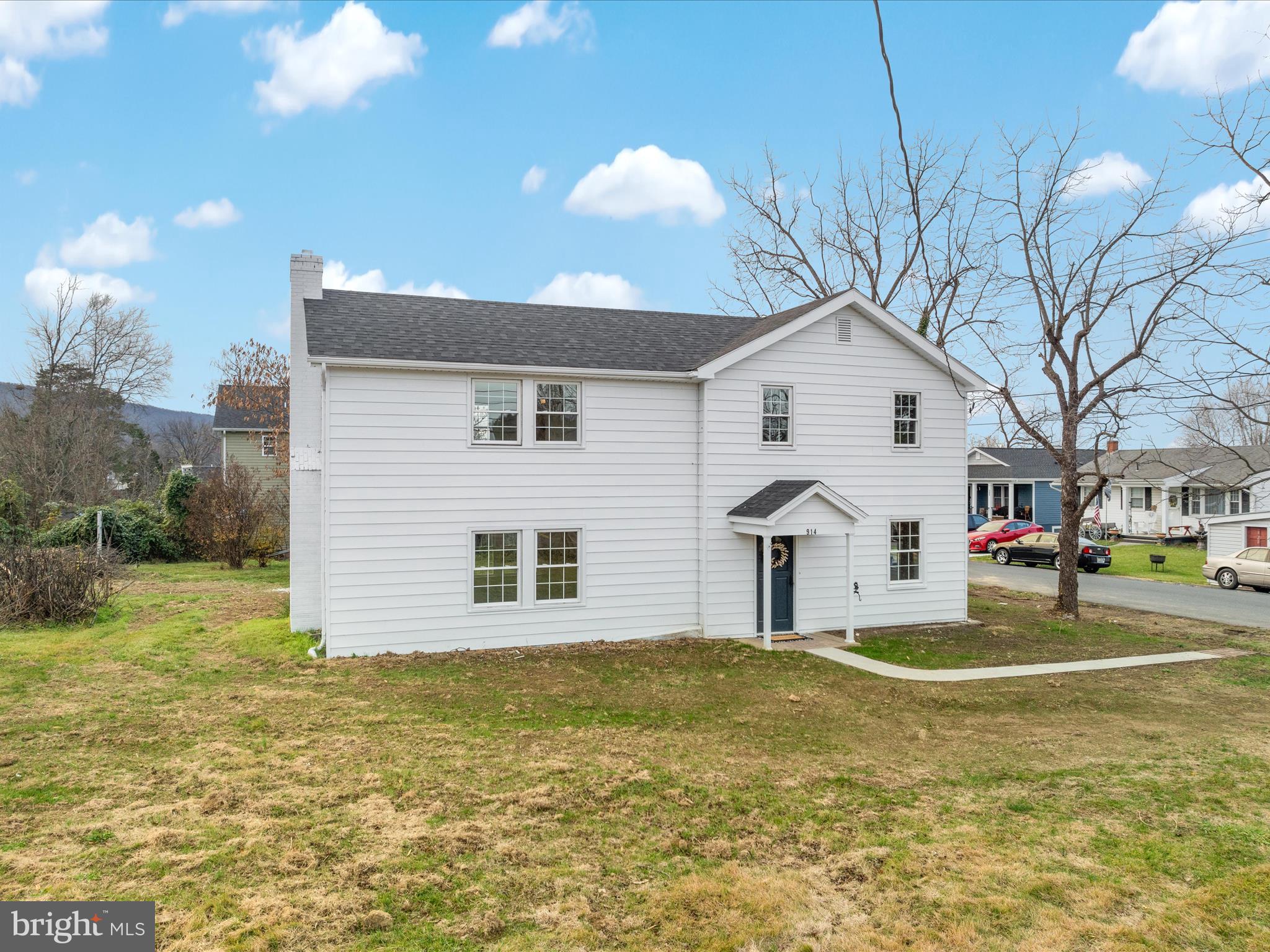 DAVIS STRASBURG - Residential