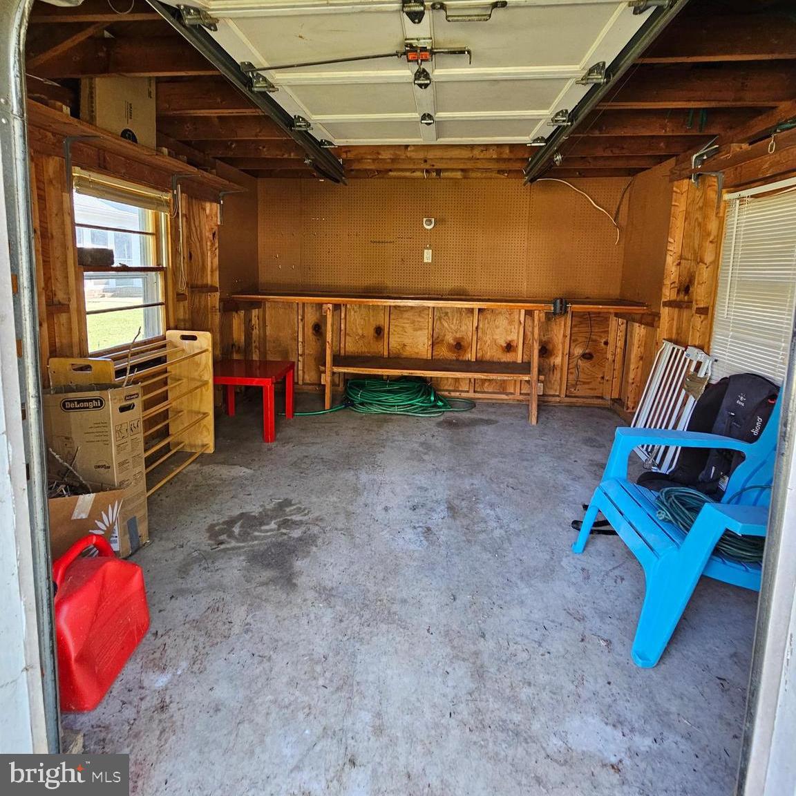 GLEN ACRES - Residential Lease