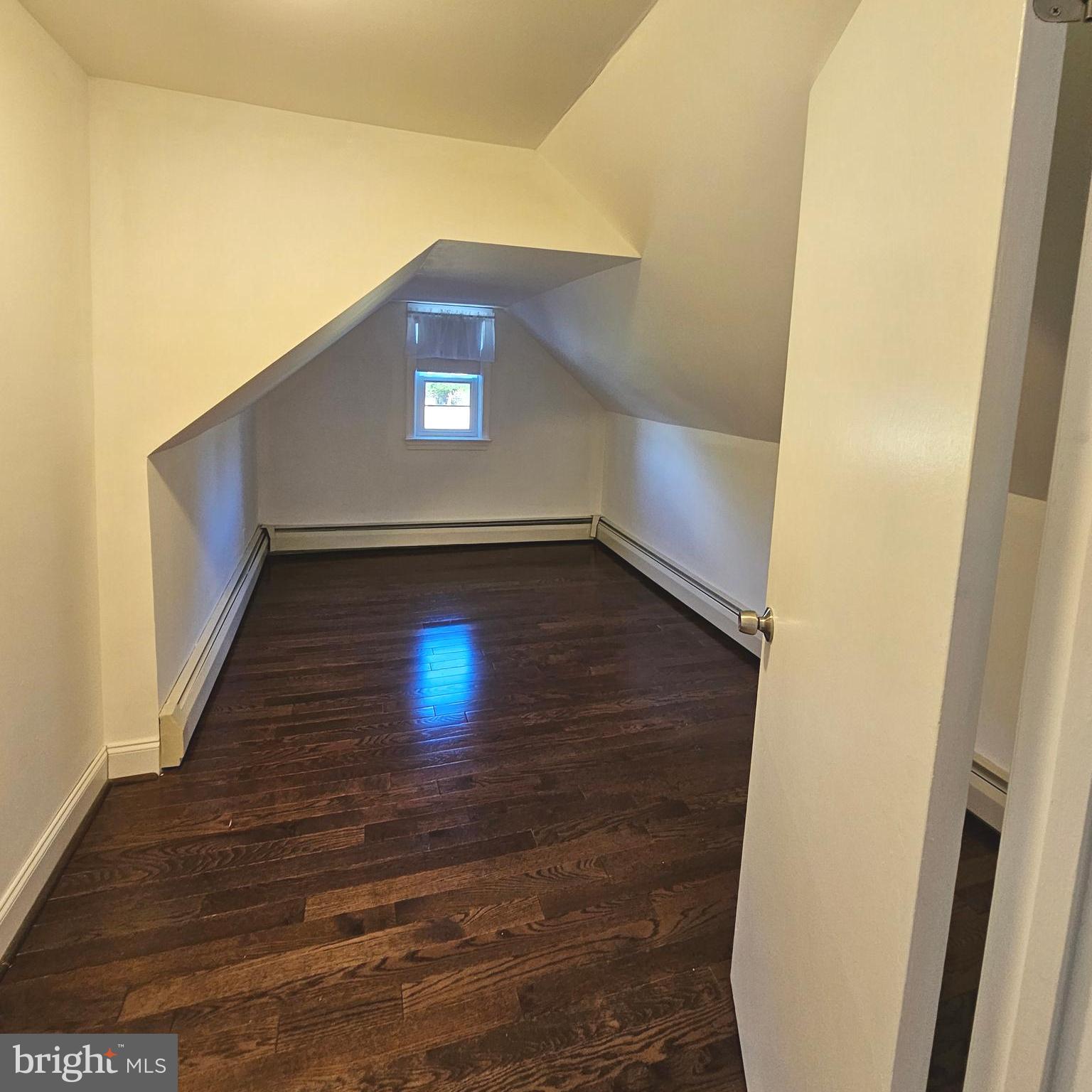 GLEN ACRES - Residential Lease