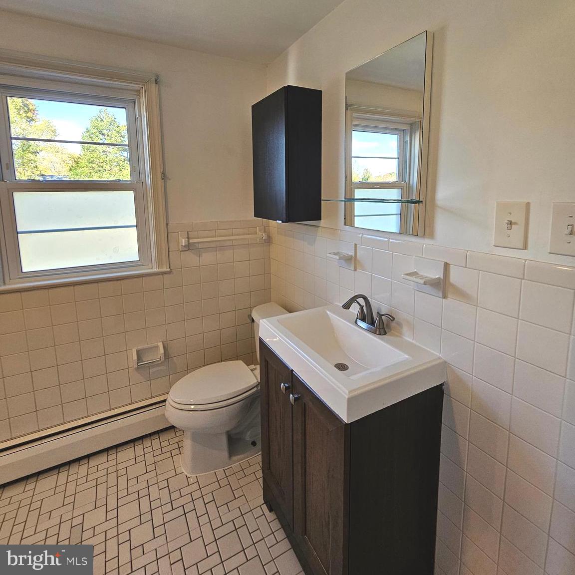 GLEN ACRES - Residential Lease