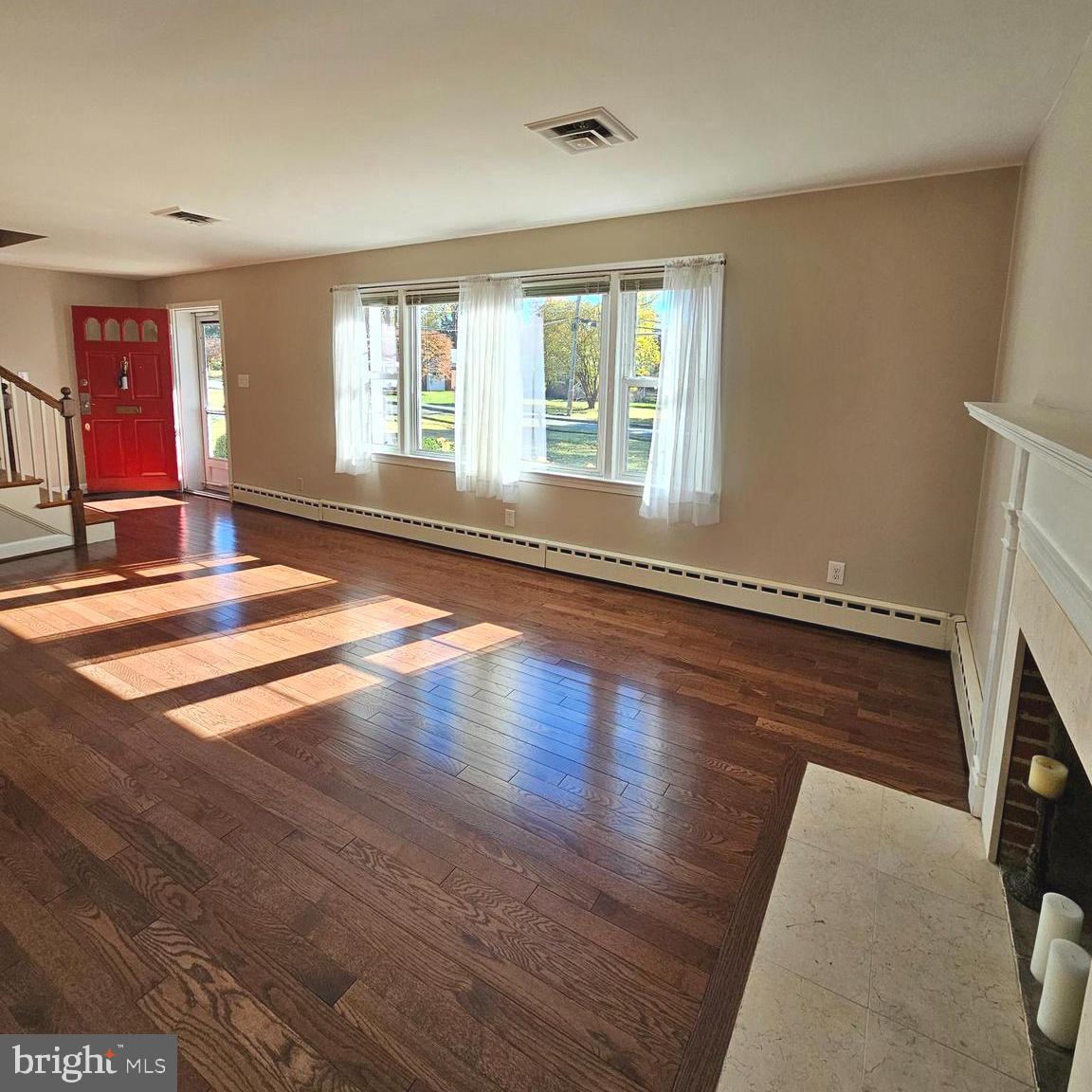 GLEN ACRES - Residential Lease