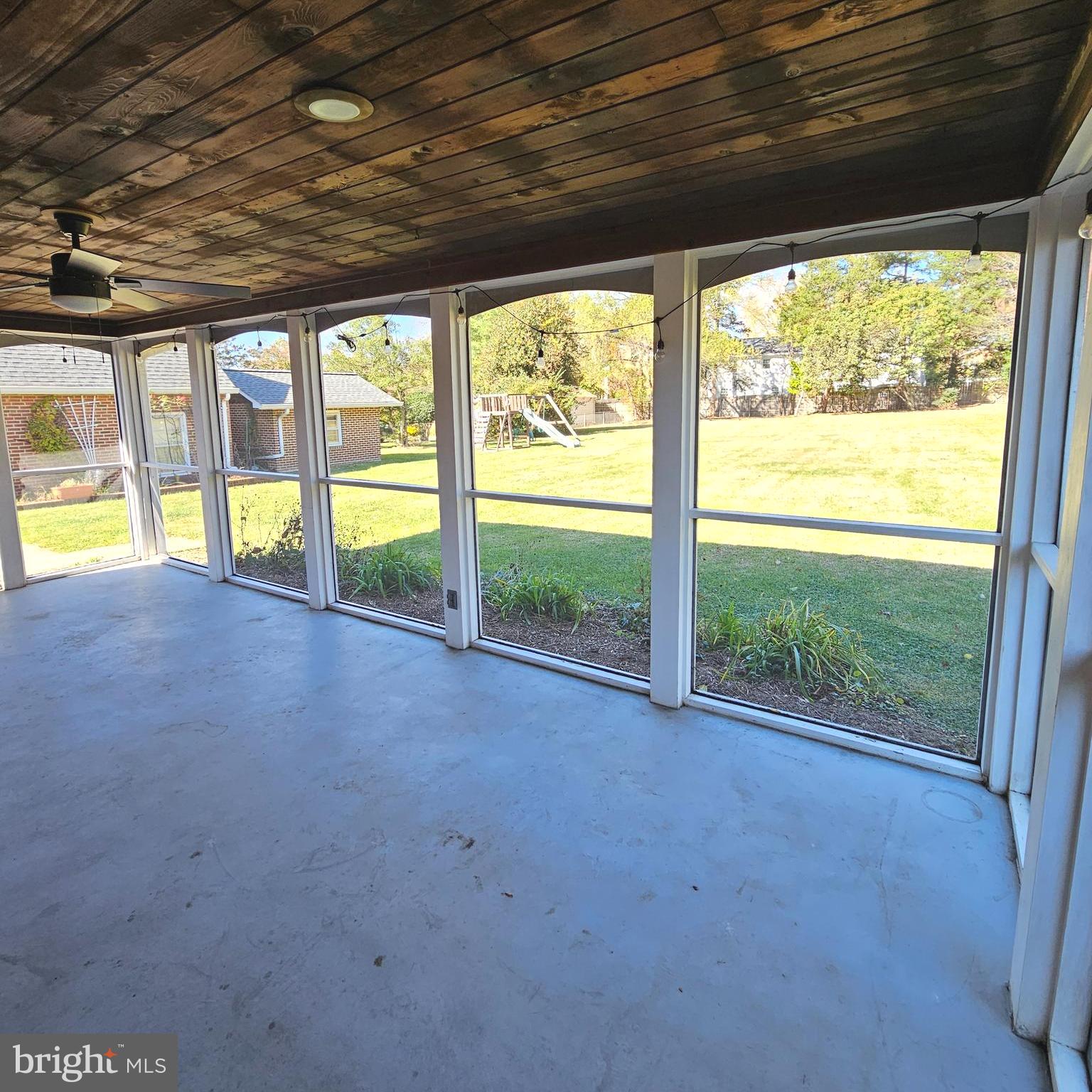 GLEN ACRES - Residential Lease