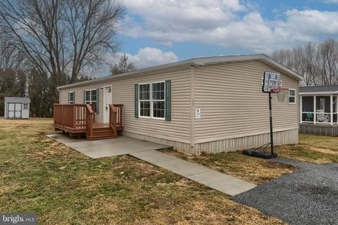Mobile Home For Sale - 95 Northcrest Acres Park<br/> LEBANON, PA 17046