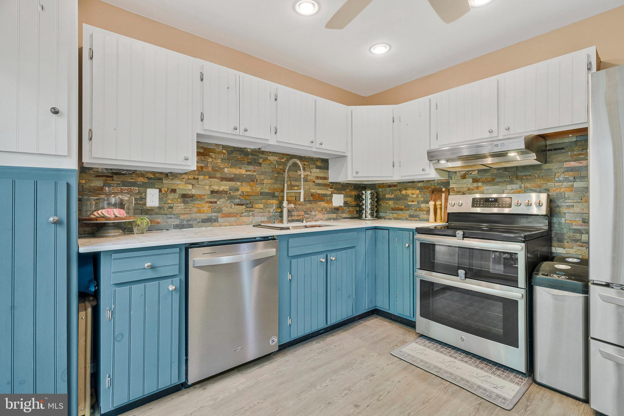 STERLING  PARK - Residential