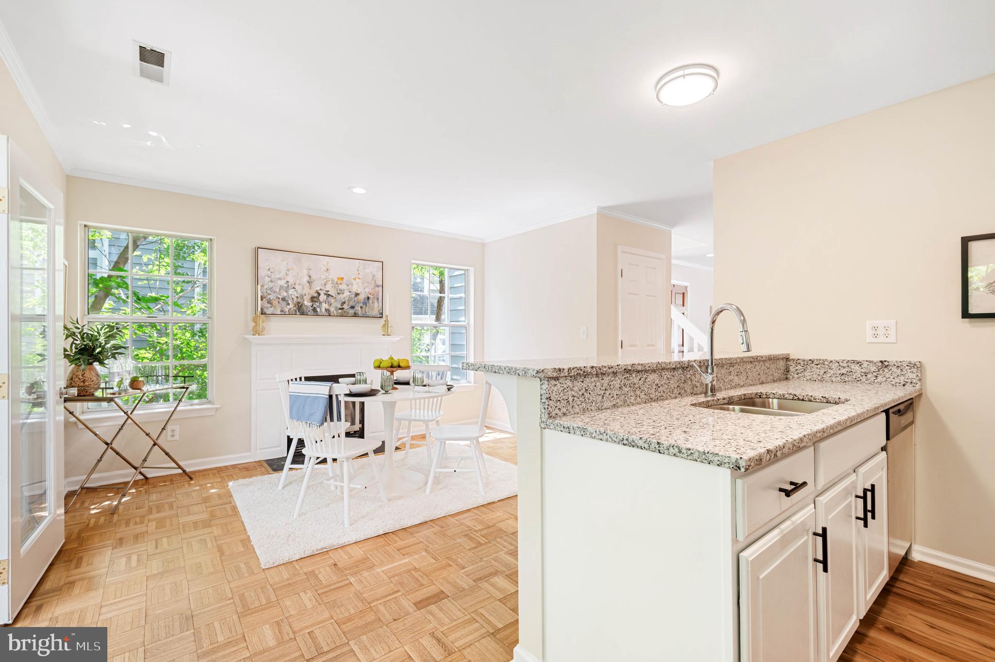 WILLOW LAKE - Residential