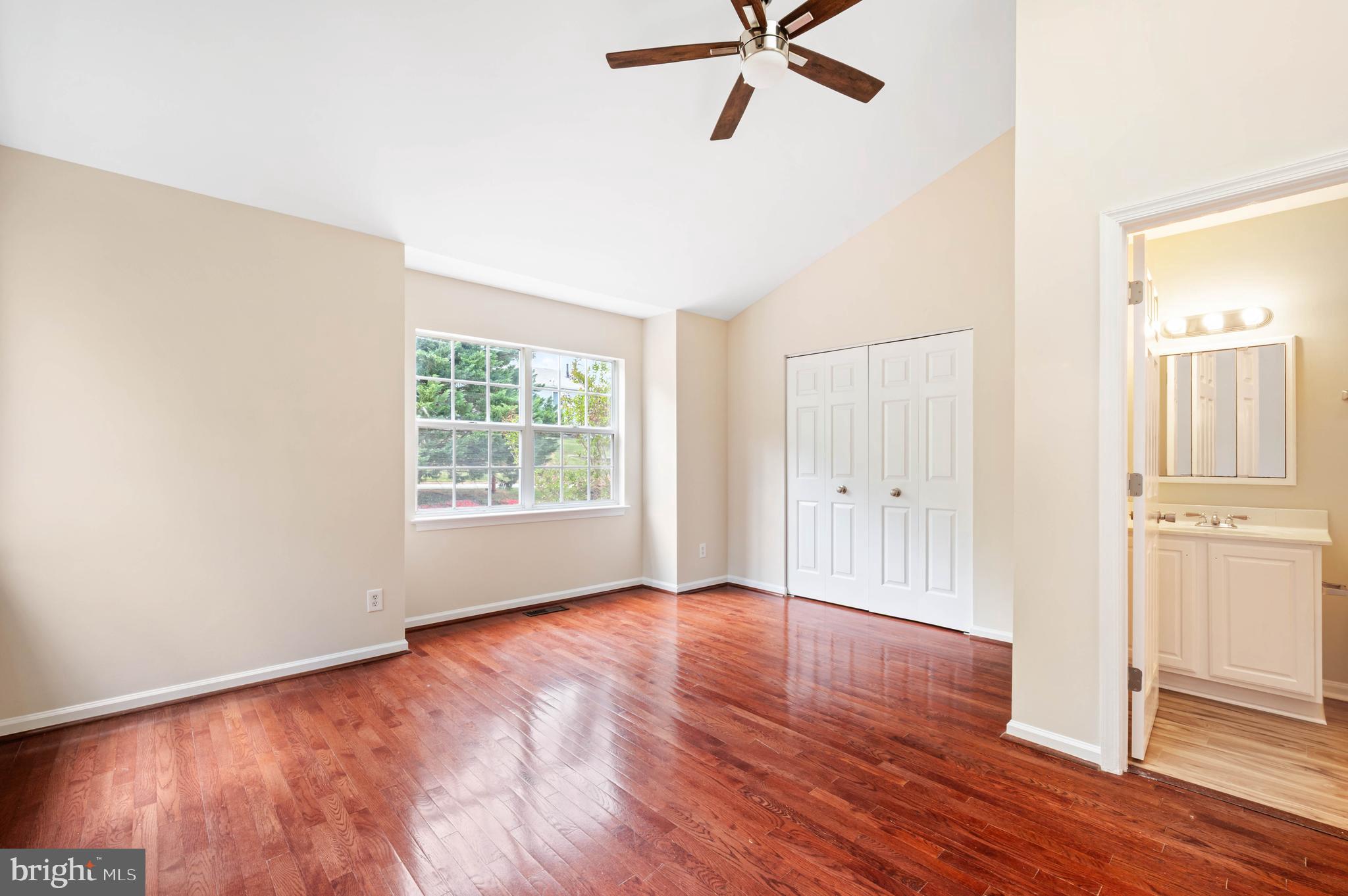 WILLOW LAKE - Residential