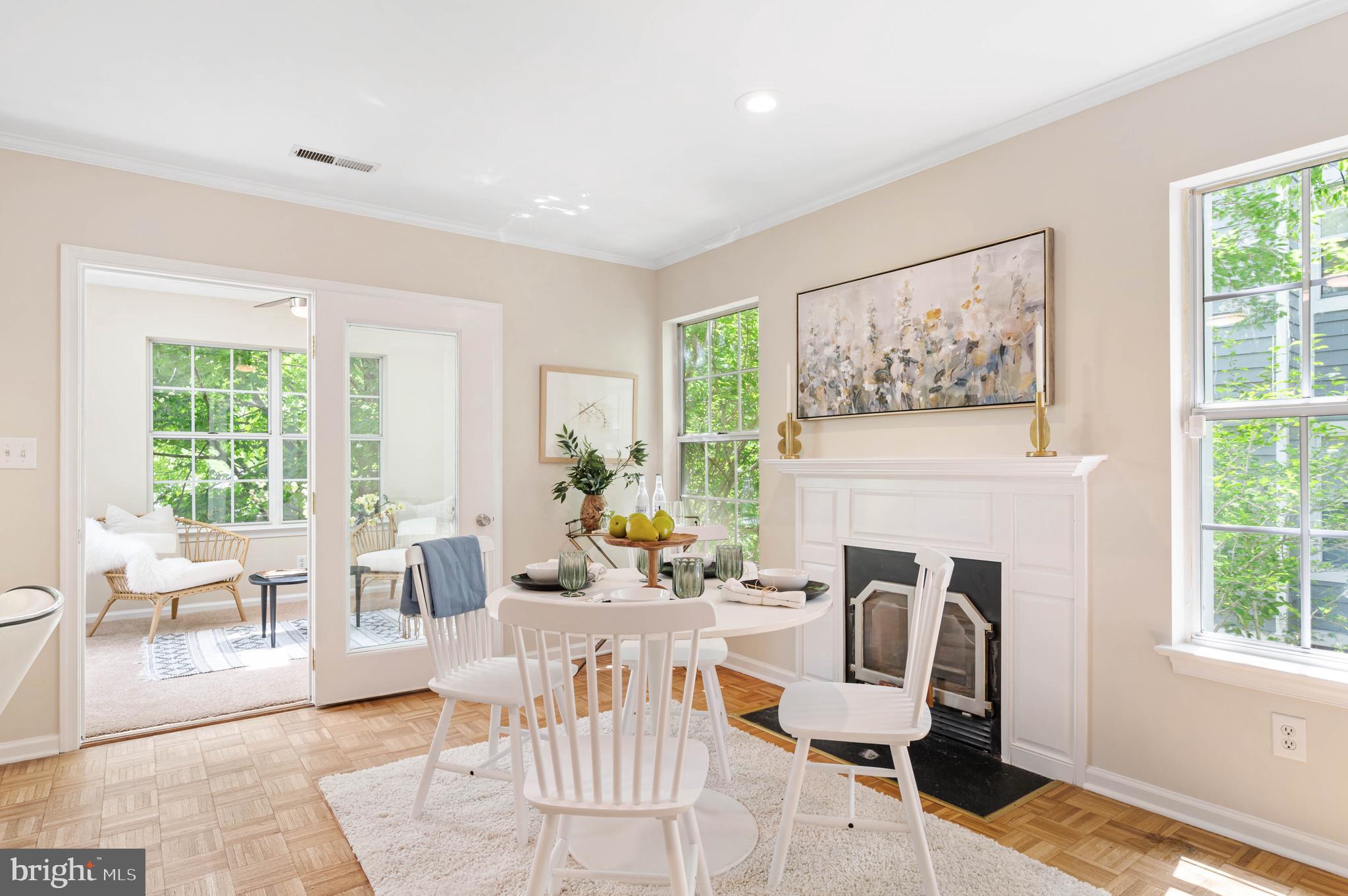 WILLOW LAKE - Residential