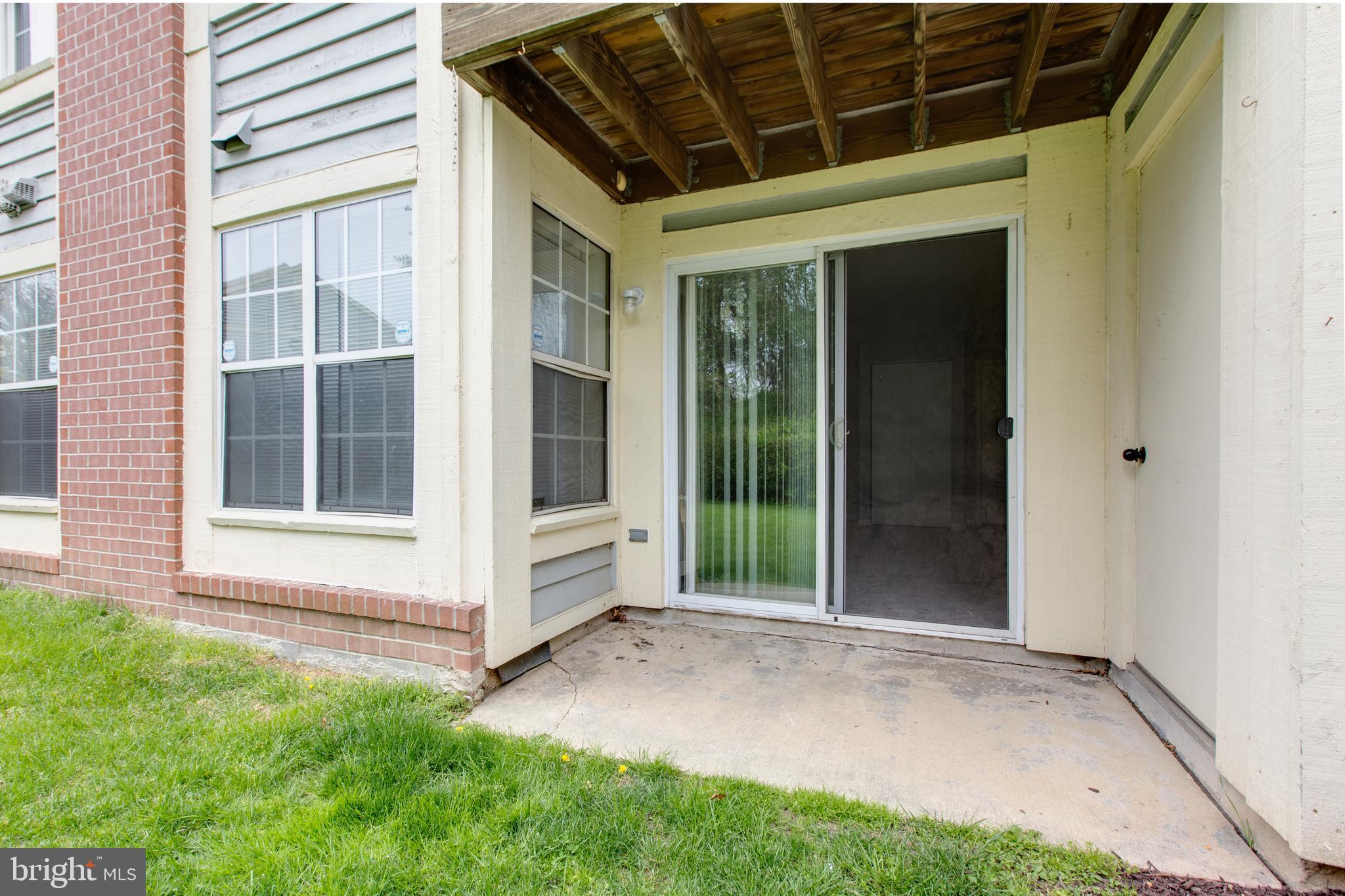 CROMWELL FOUNTAIN - Residential Lease