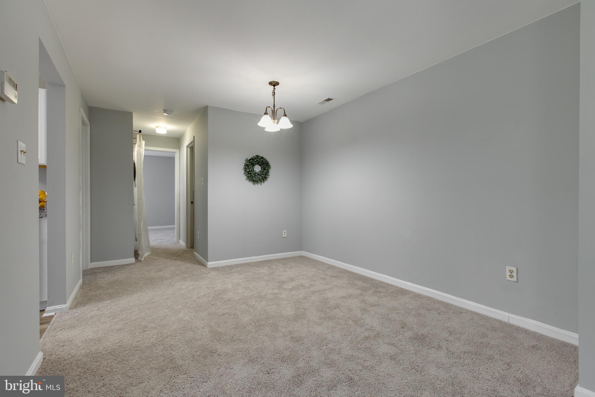 CROMWELL FOUNTAIN - Residential Lease