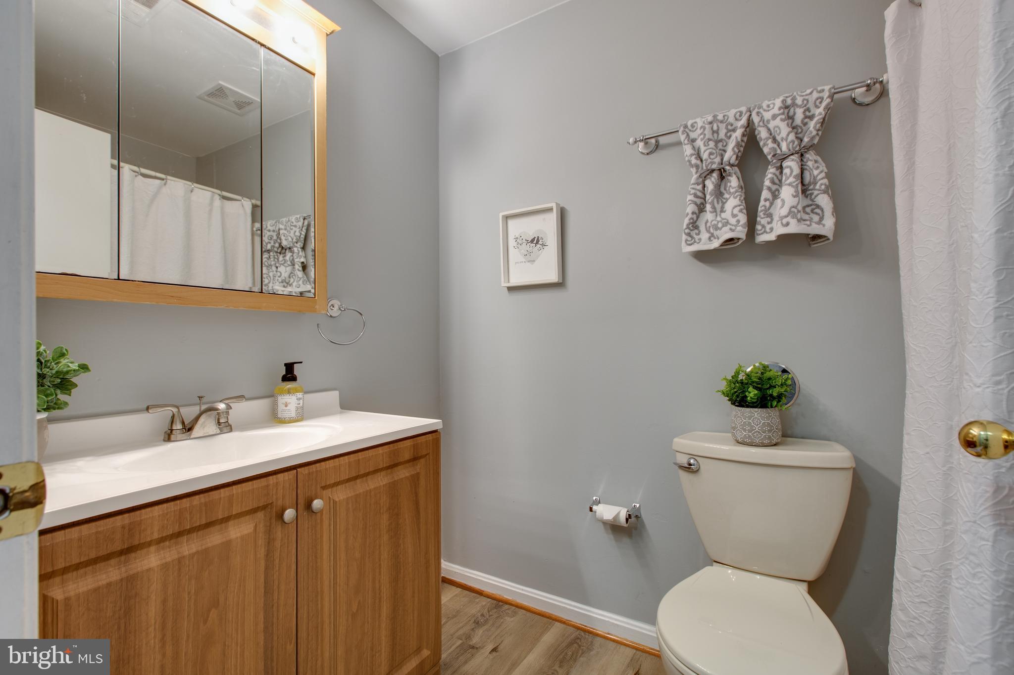 CROMWELL FOUNTAIN - Residential Lease