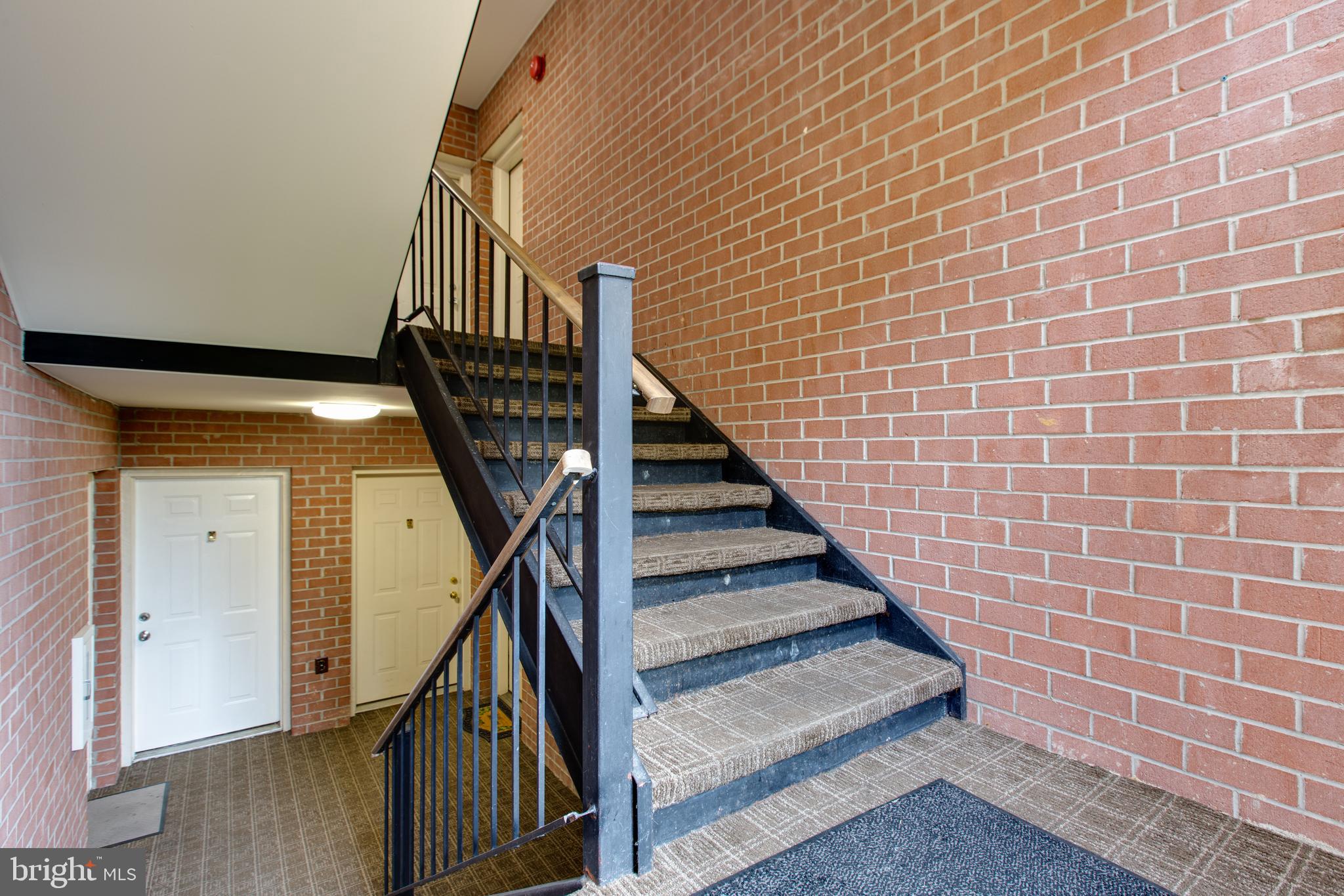 CROMWELL FOUNTAIN - Residential Lease