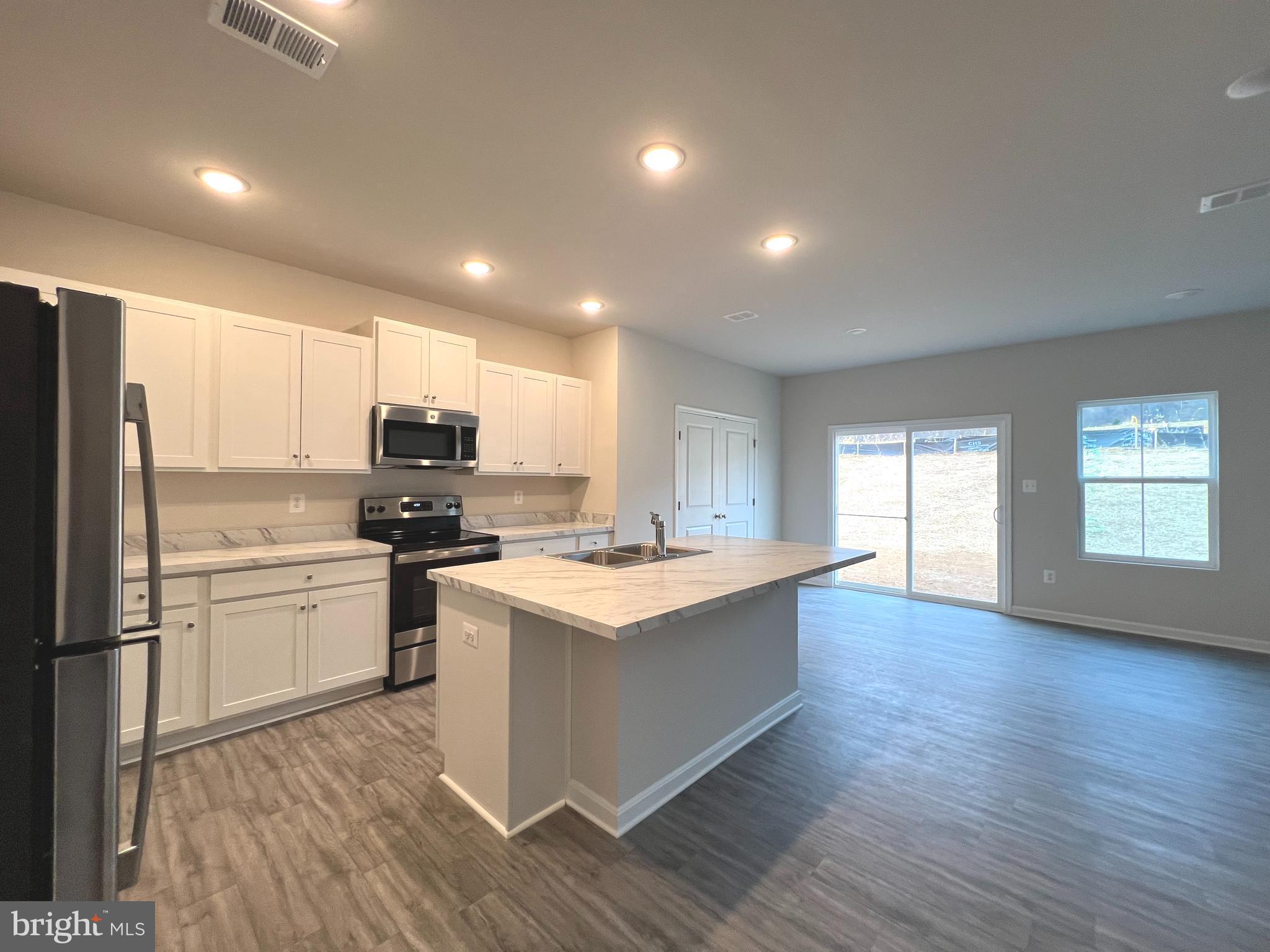 DILLON FARM - Residential Lease