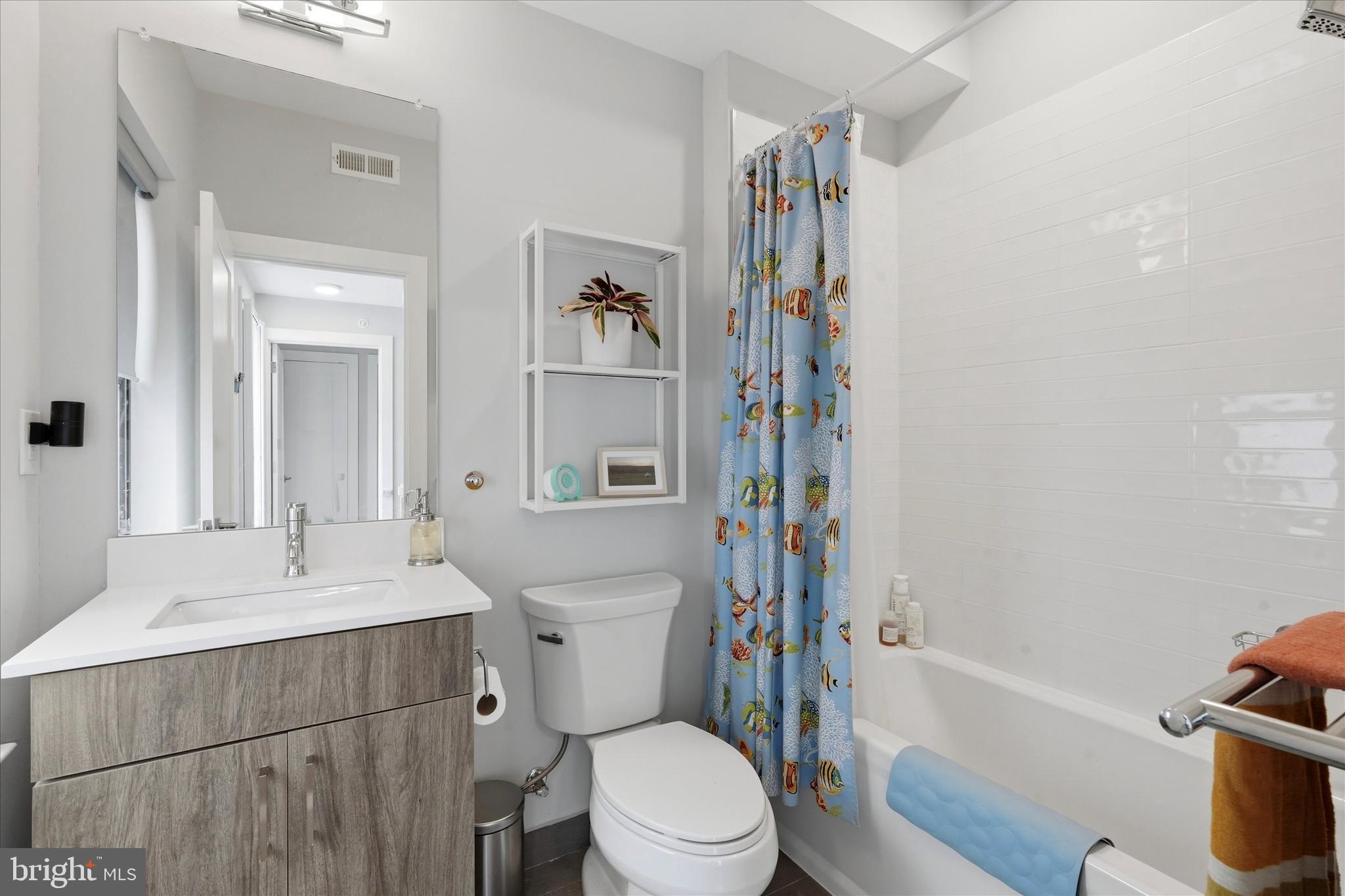 FAIRMOUNT - Residential