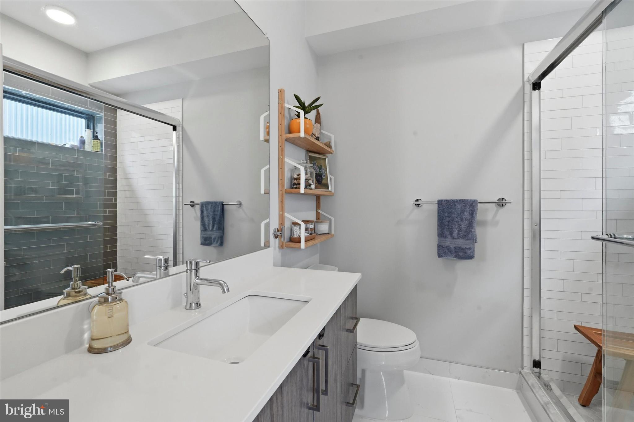 FAIRMOUNT - Residential