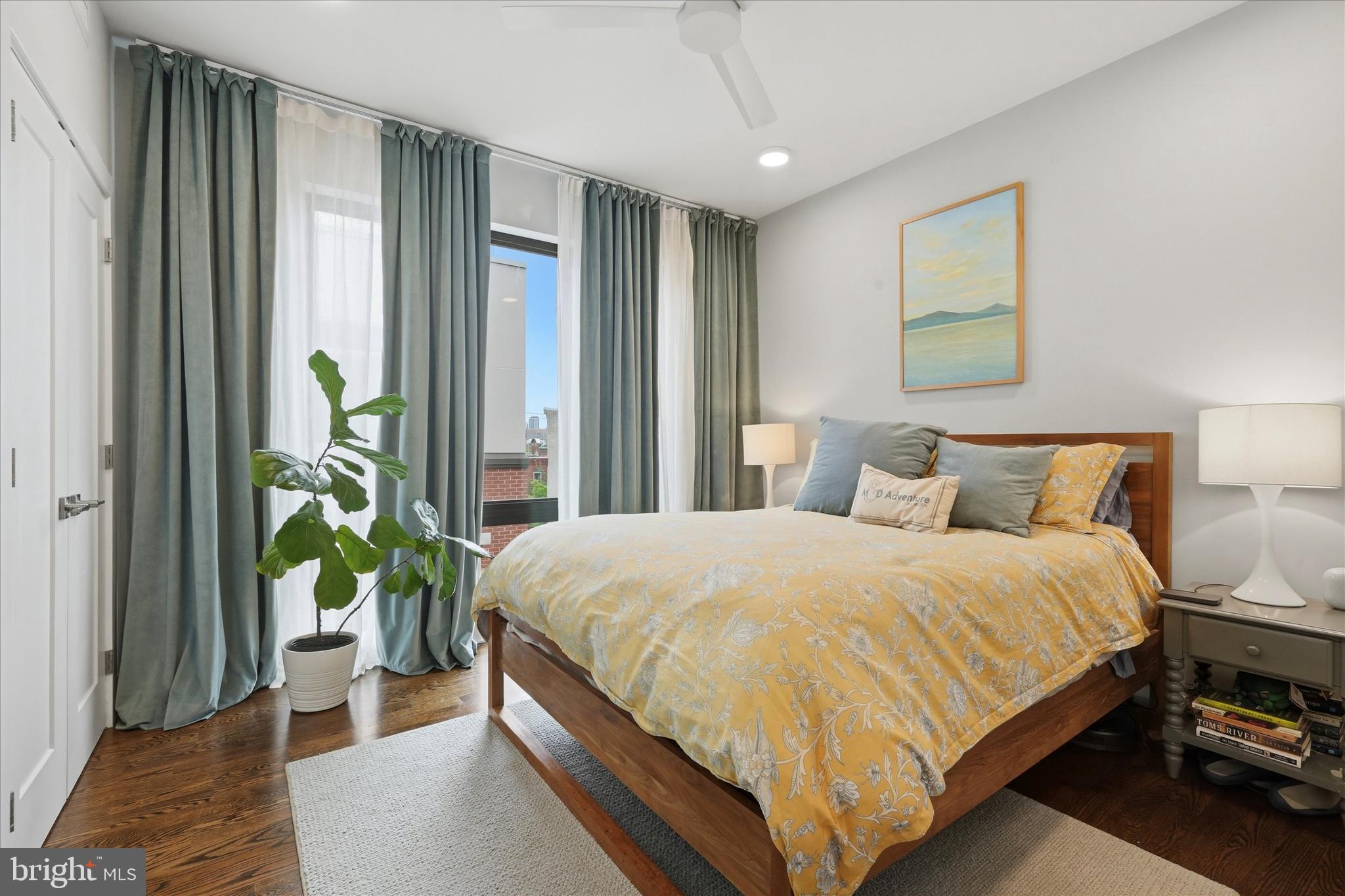 FAIRMOUNT - Residential