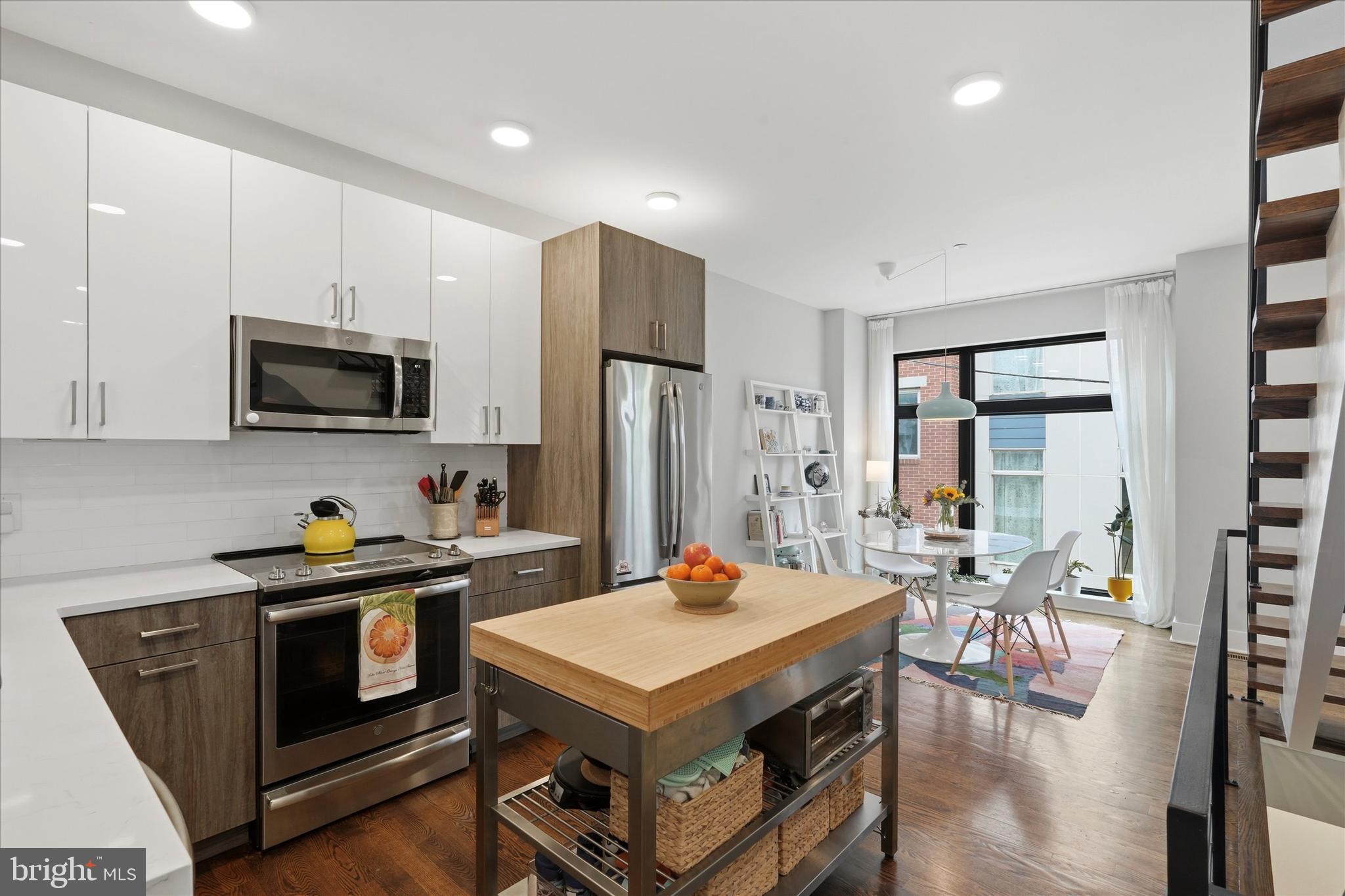 FAIRMOUNT - Residential