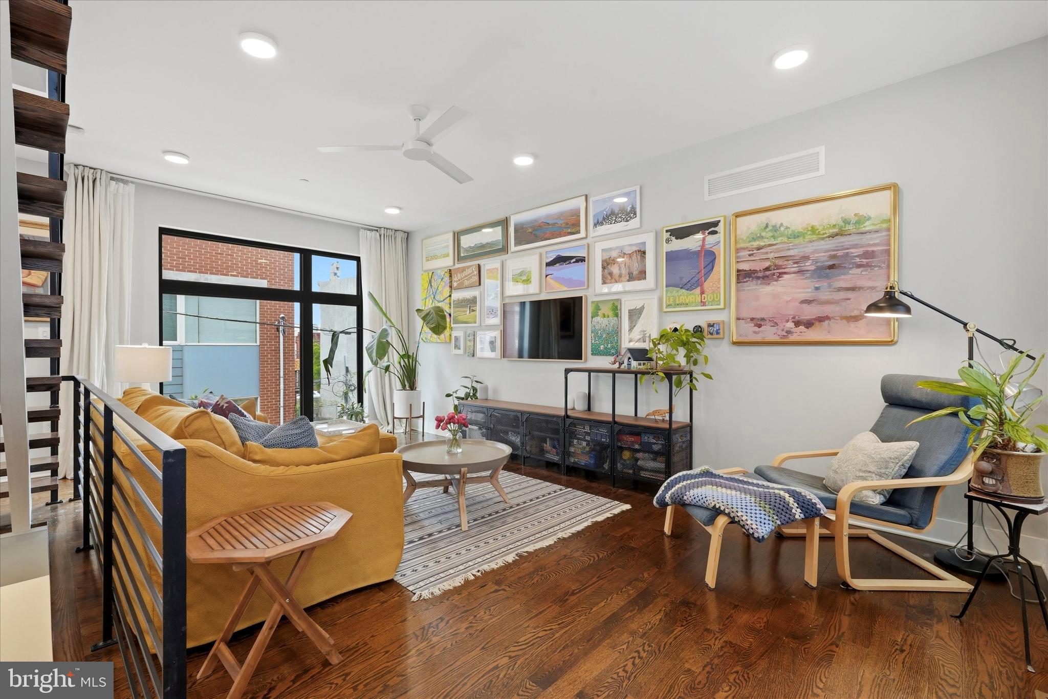 FAIRMOUNT - Residential