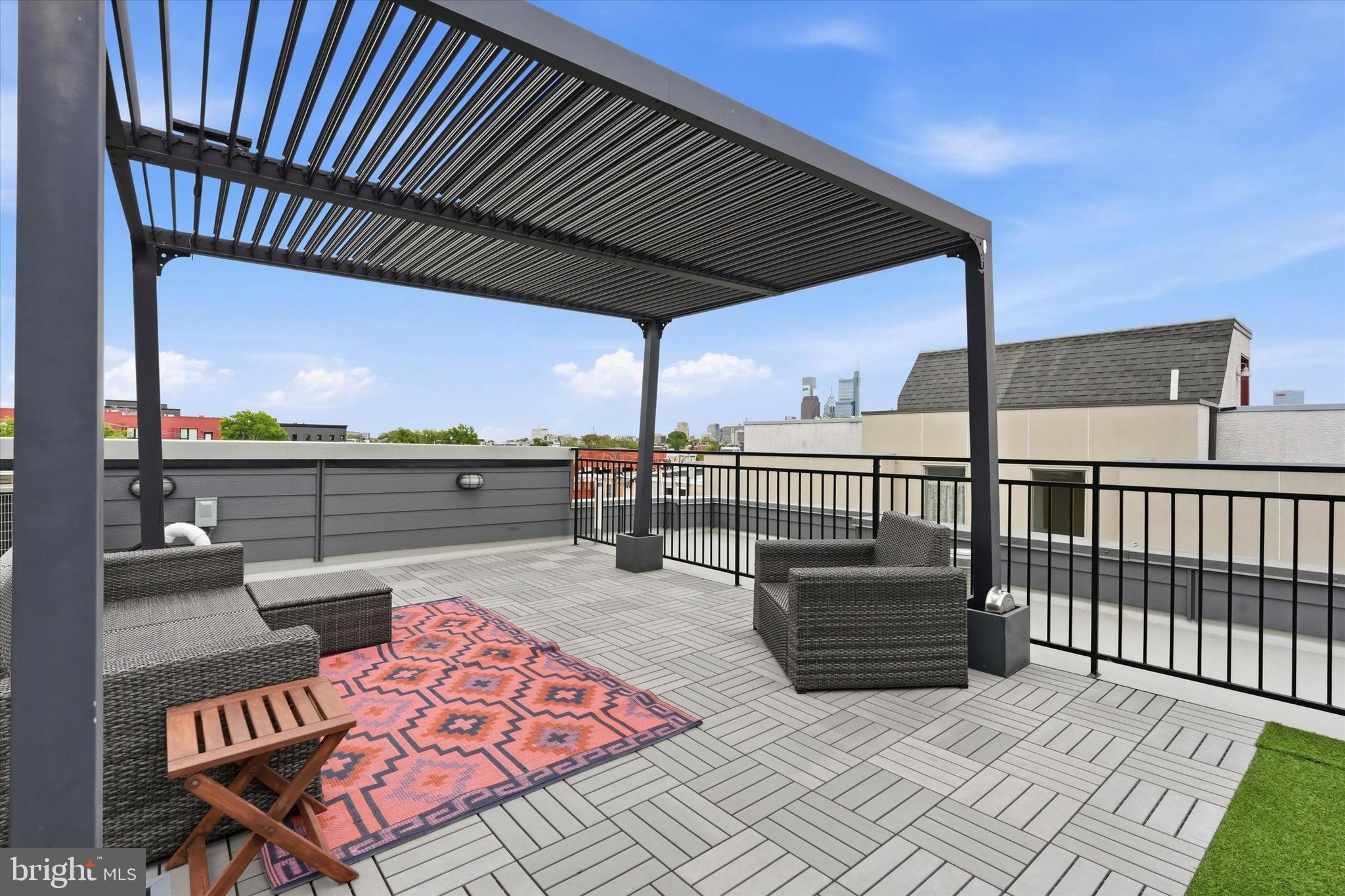 FAIRMOUNT - Residential