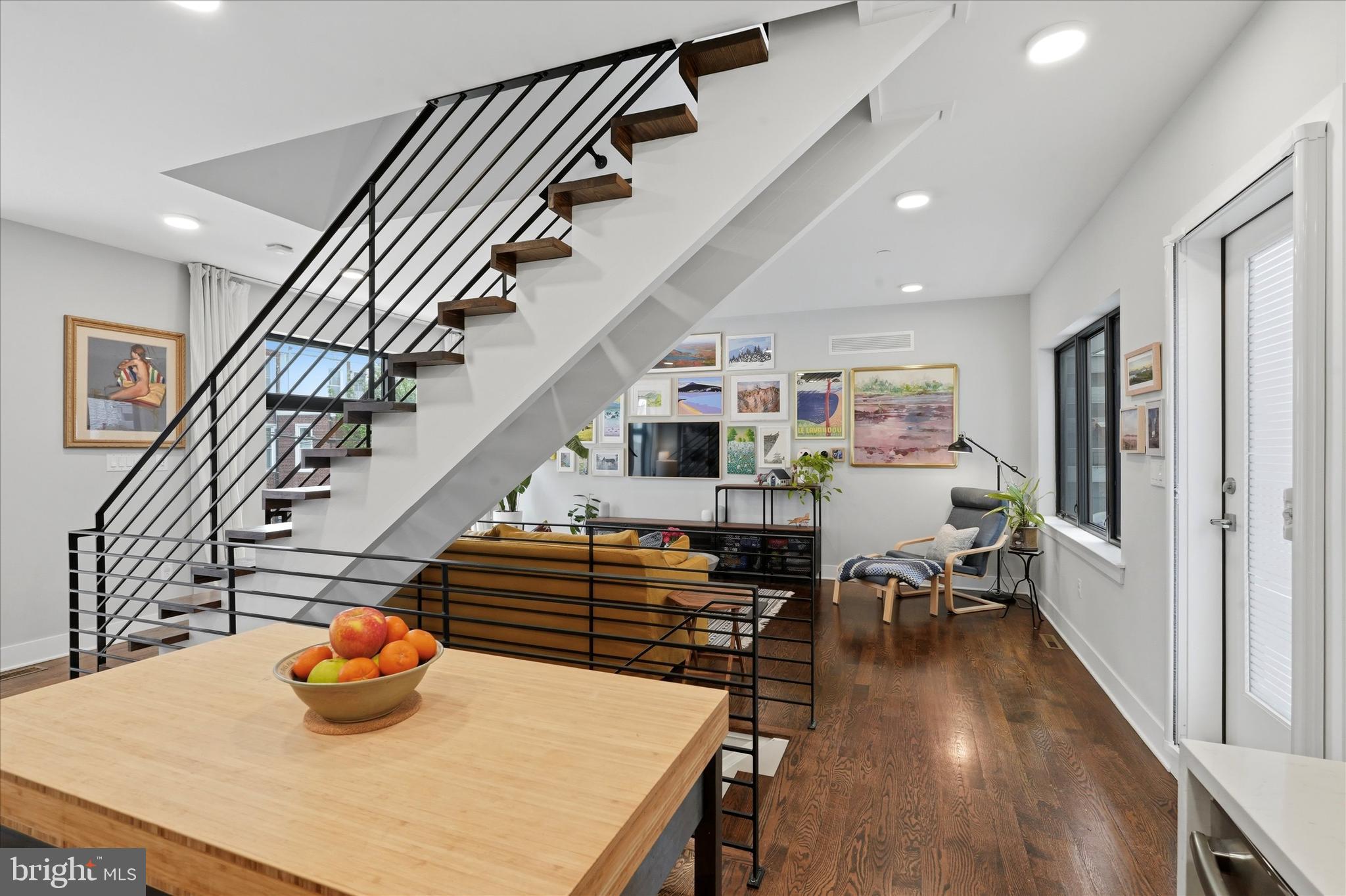 FAIRMOUNT - Residential