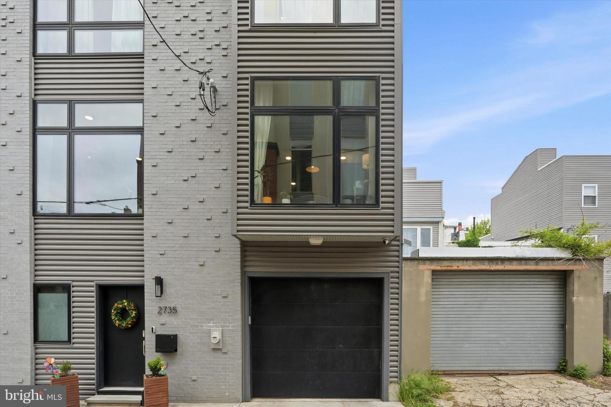 FAIRMOUNT - Residential